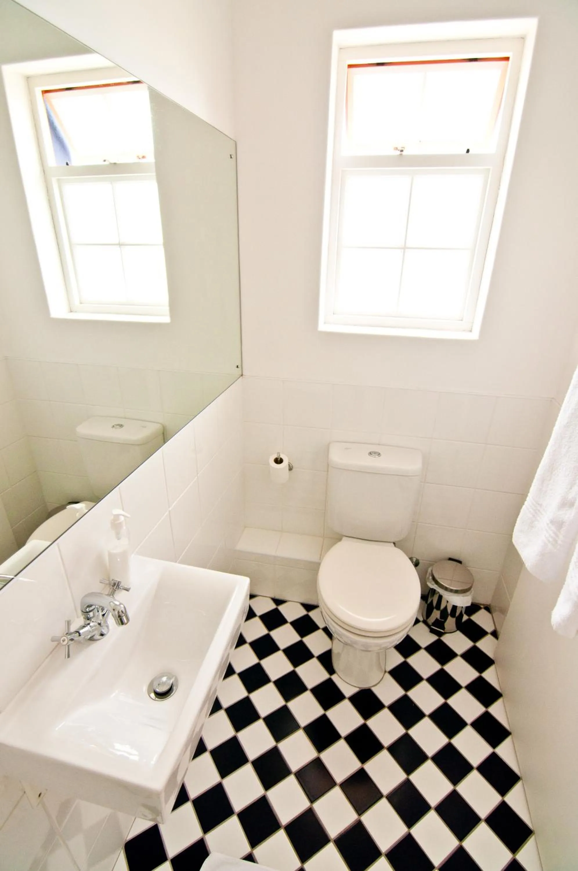 Toilet in La Rose B&B