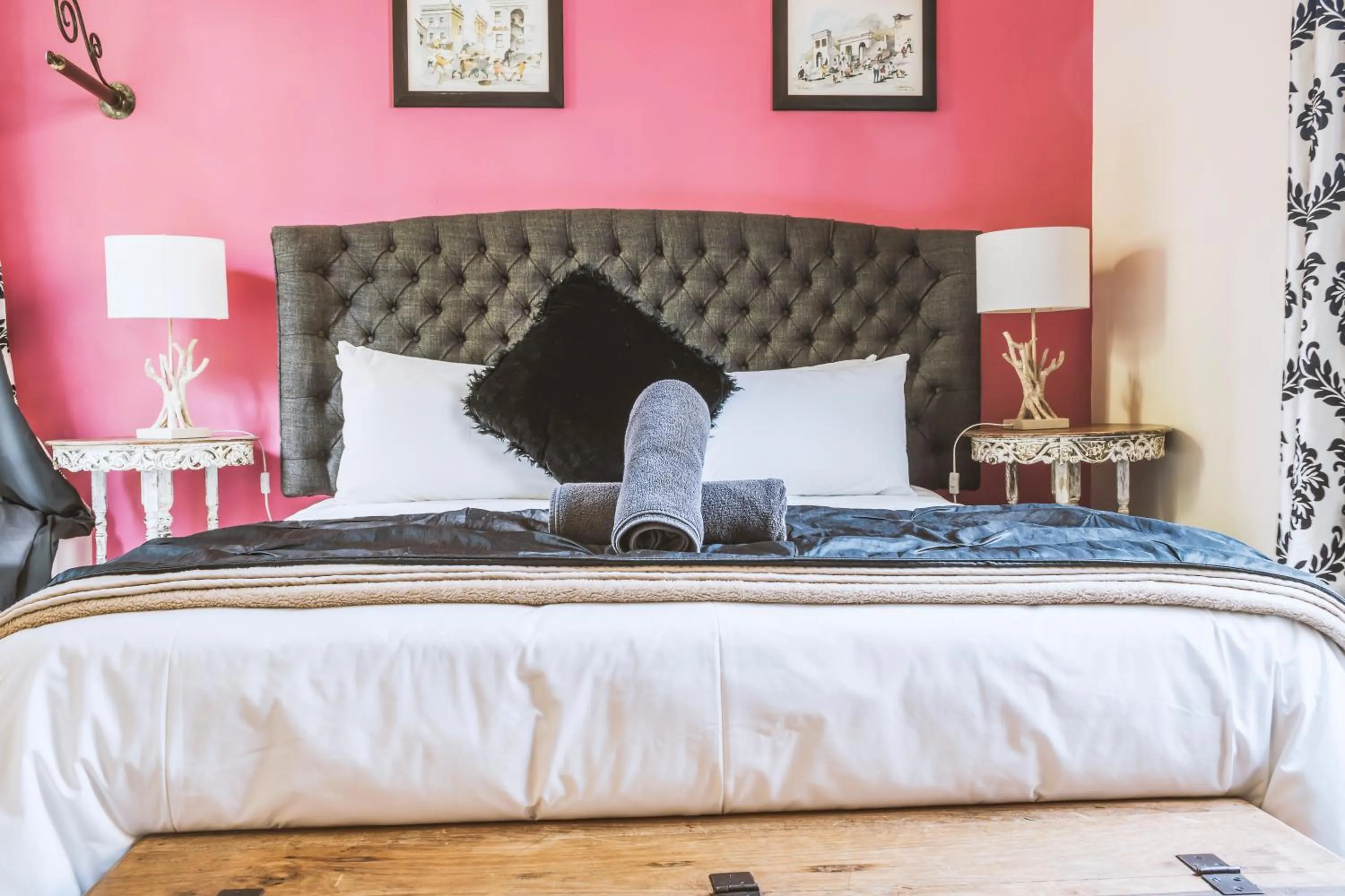 Bedroom, Bed in La Rose B&B