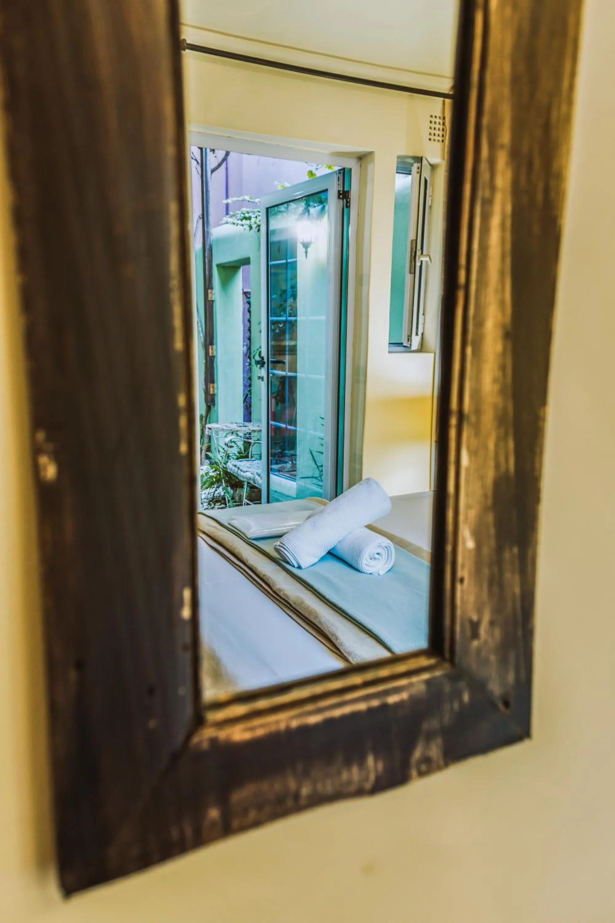 Decorative detail in La Rose B&B