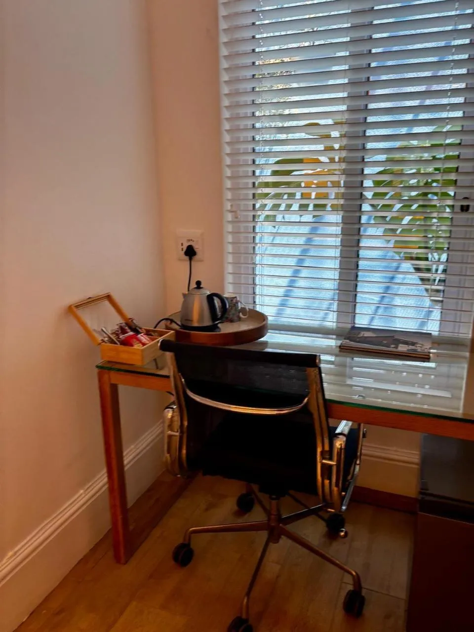 Coffee/tea facilities in La Rose B&B