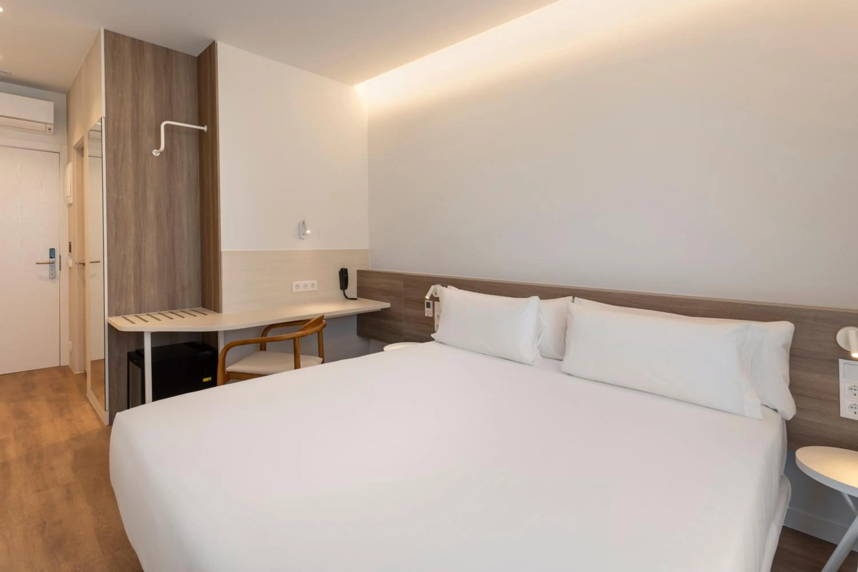 Bed in B&B HOTEL Madrid Vallecas Ensanche