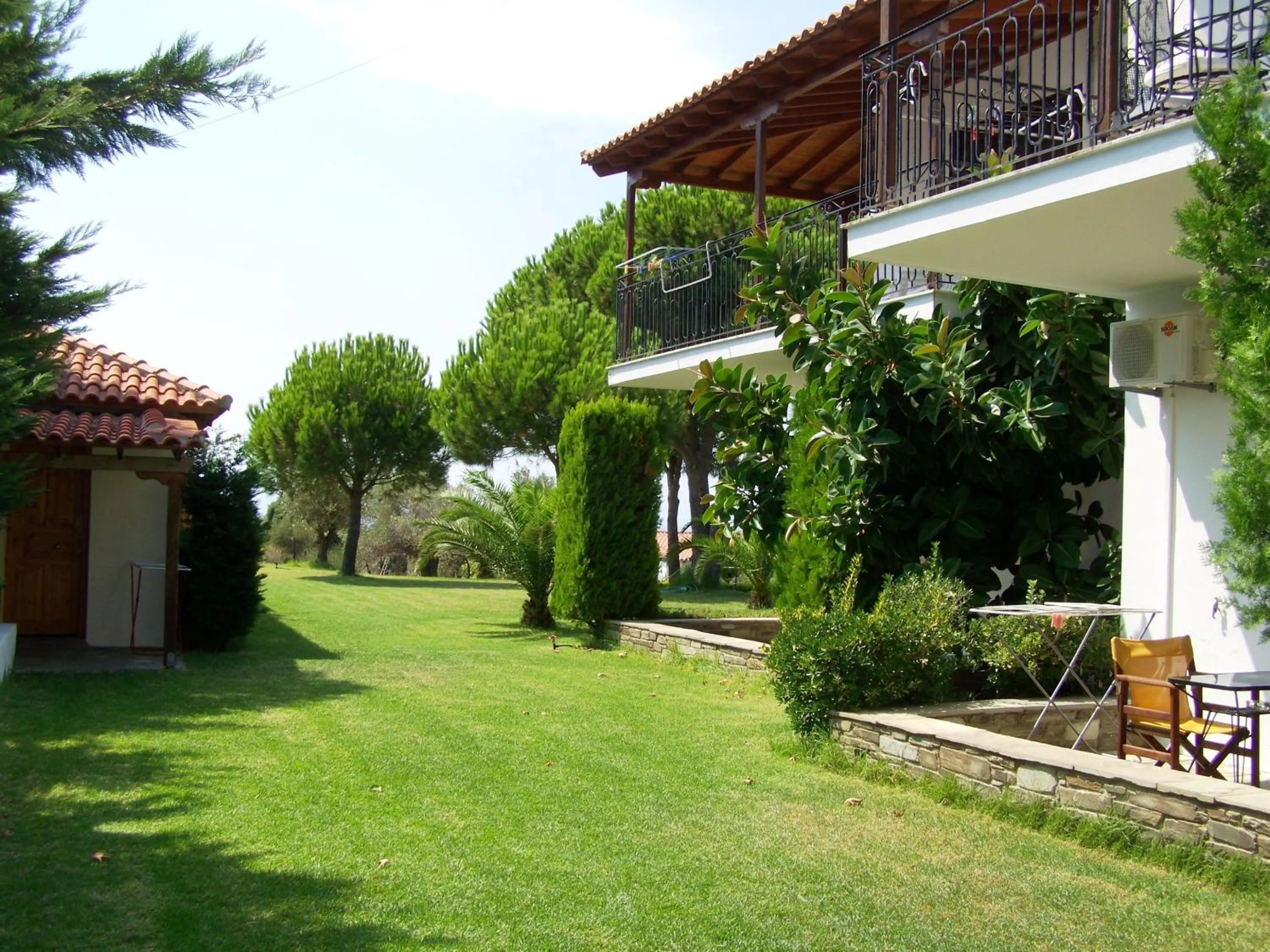 Garden in Villa POLYTIMI