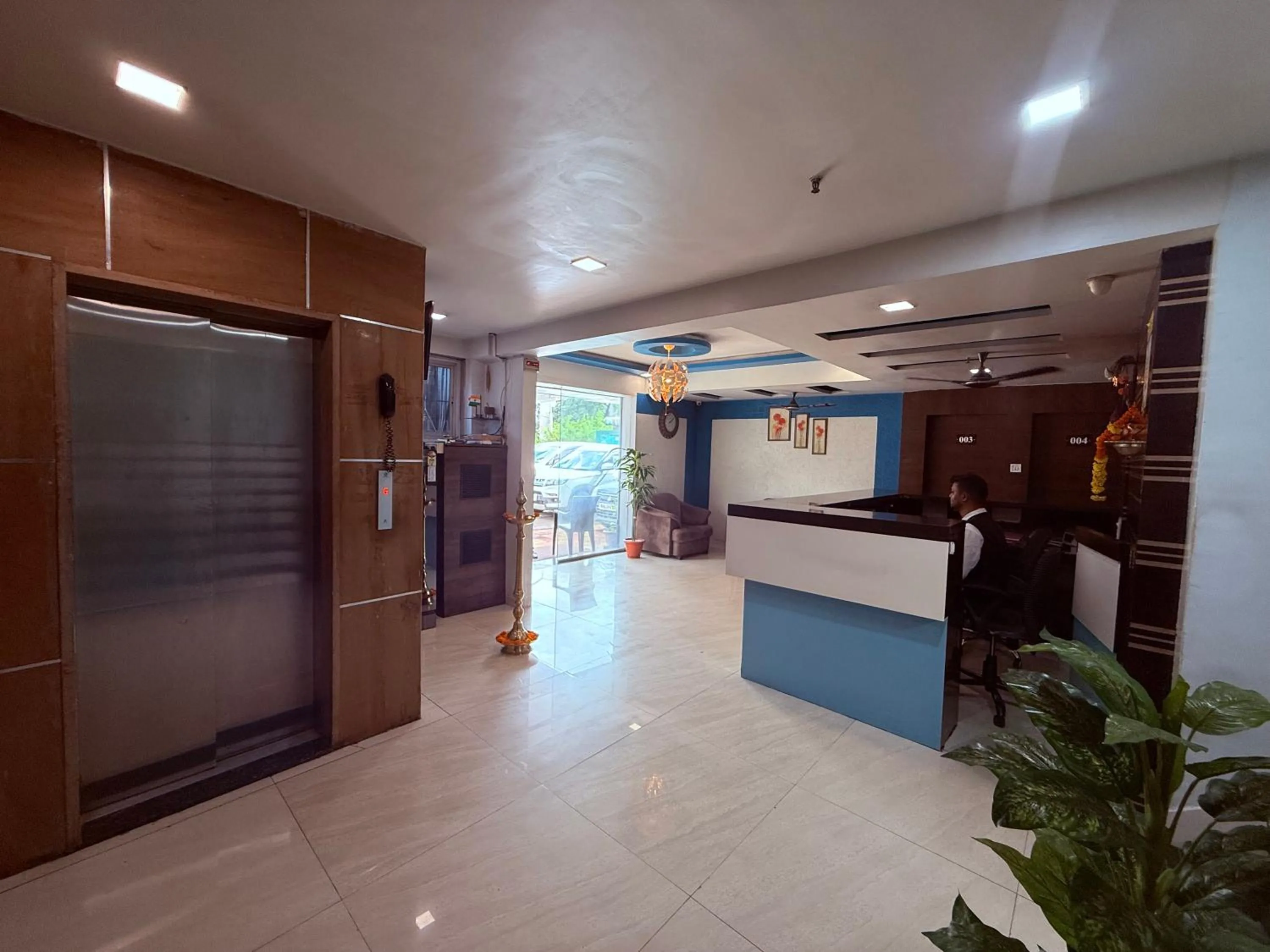 Lobby or reception in Hotel Arya Residency Rabale