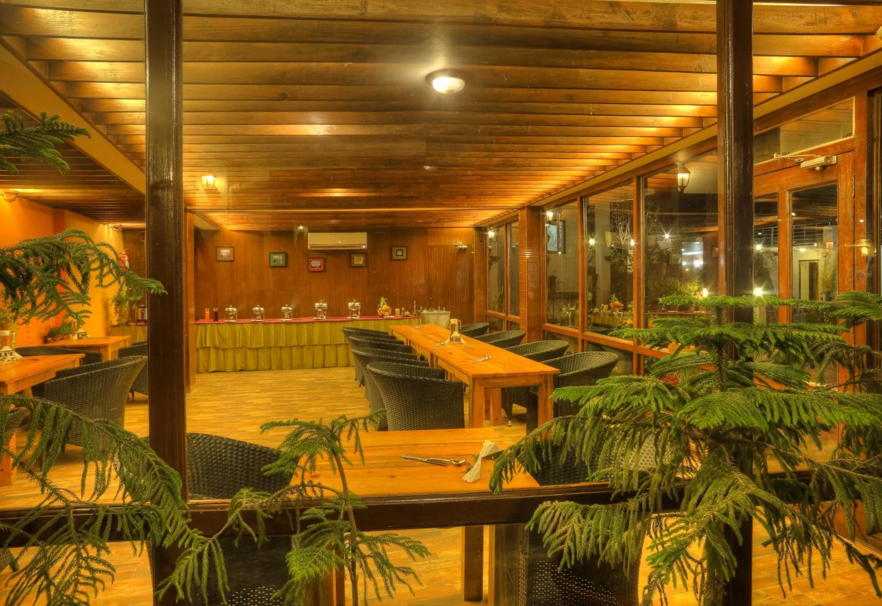 Banquet/Function facilities in The Hermitage Kanatal