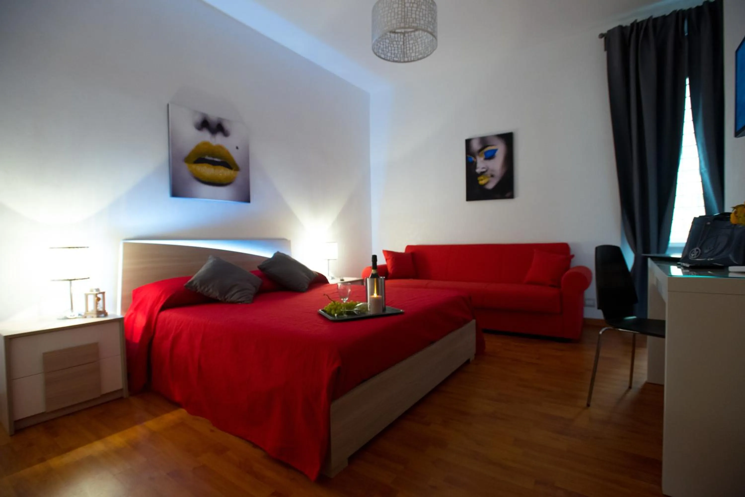 Photo of the whole room, Bed in Vatican Art Place