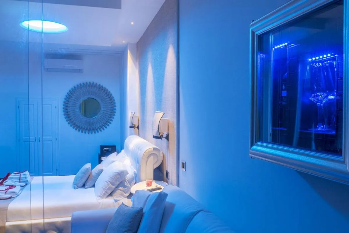 Bed in Navona Living Rome