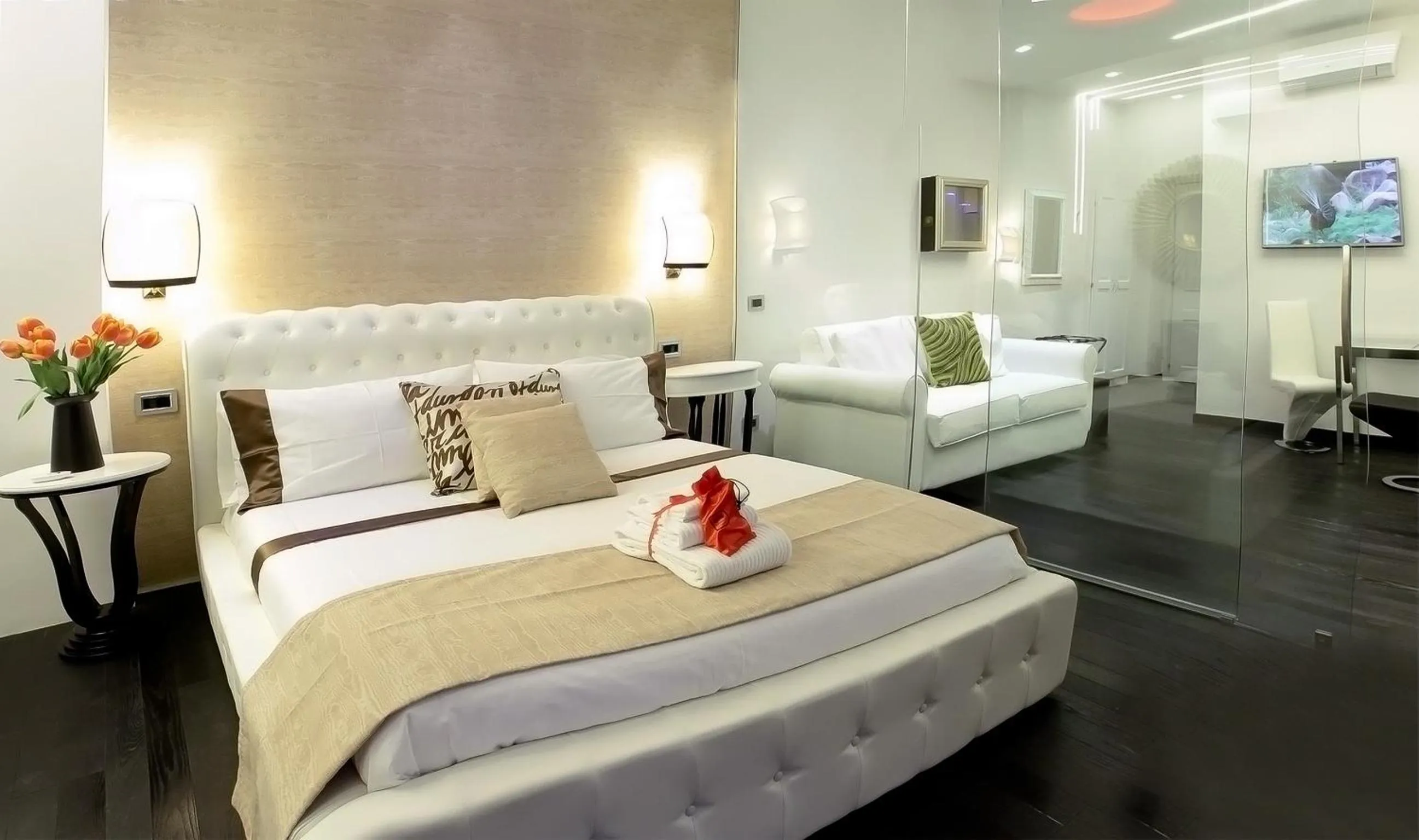 Bedroom, Bed in Navona Living Rome