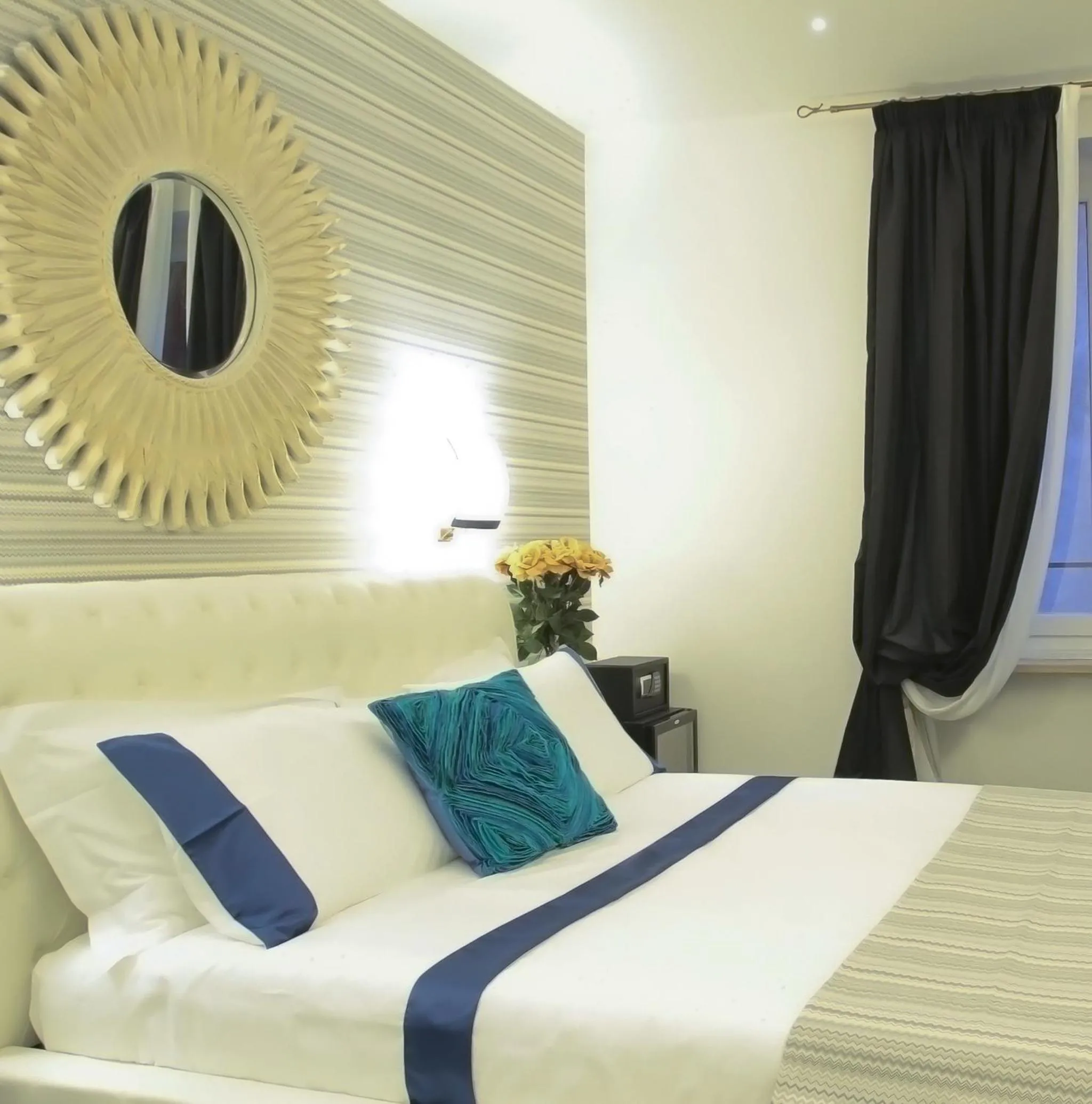 Bedroom, Bed in Navona Living Rome