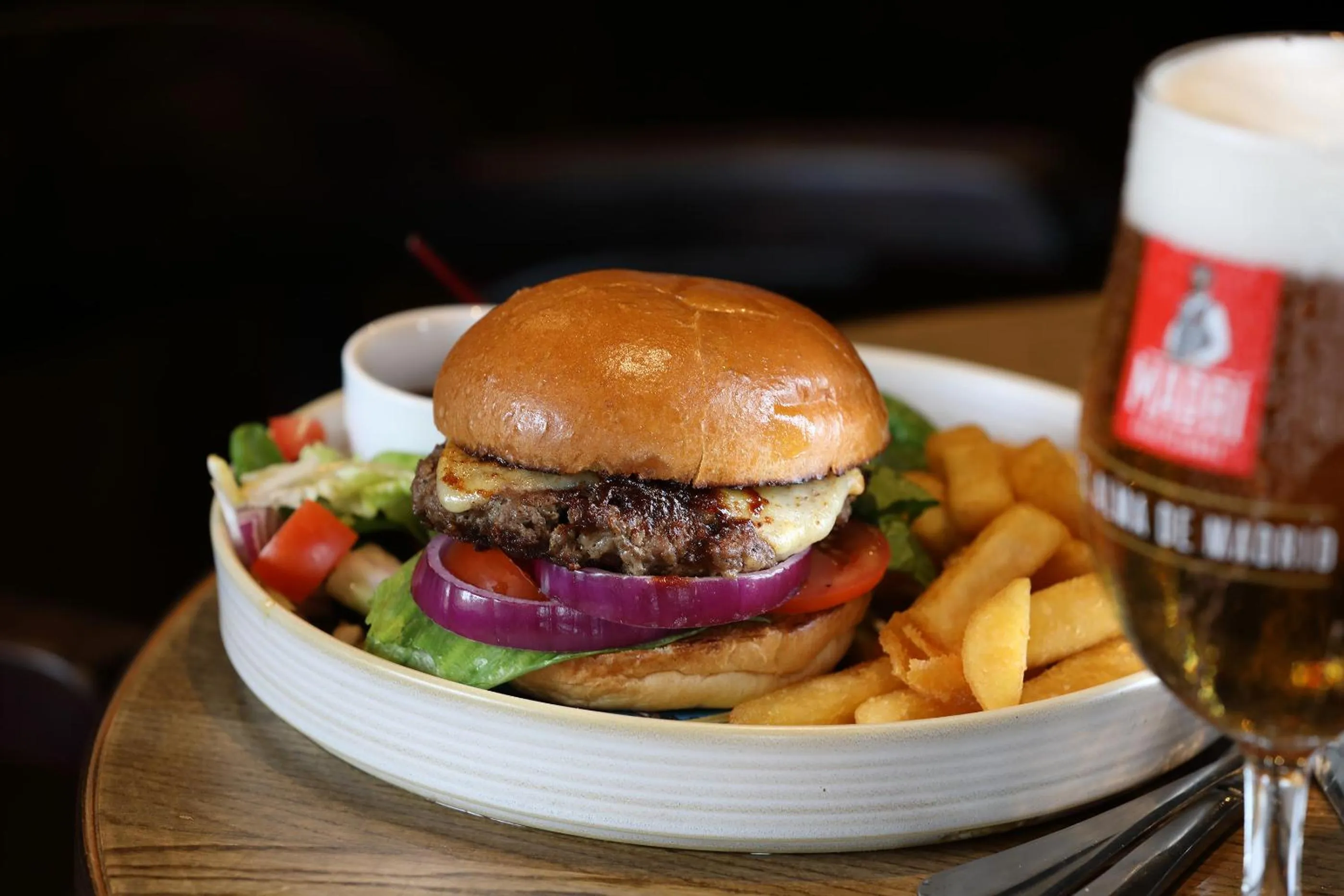 Food and drinks in The Avenue