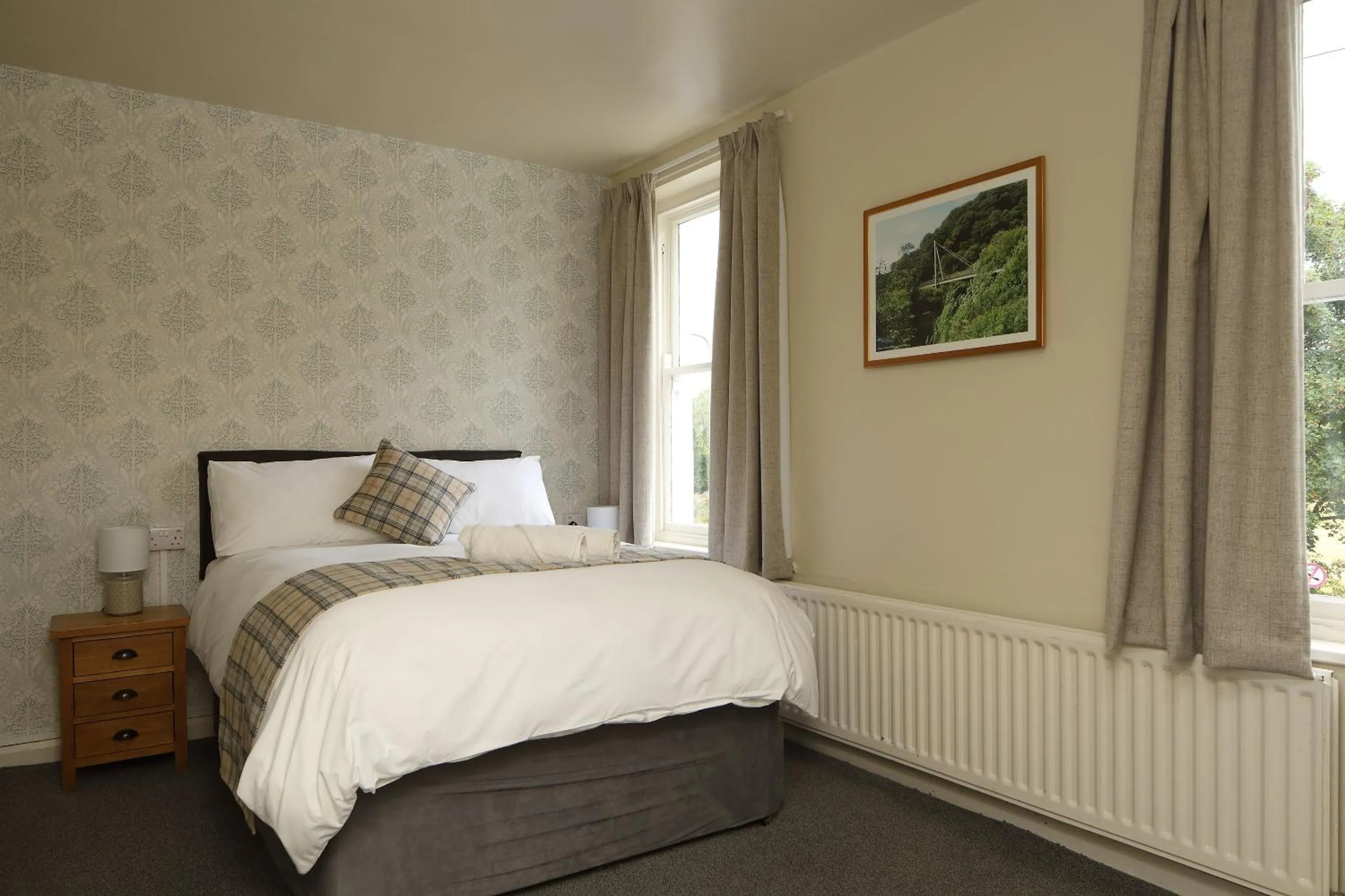 Bedroom, Bed in The Avenue