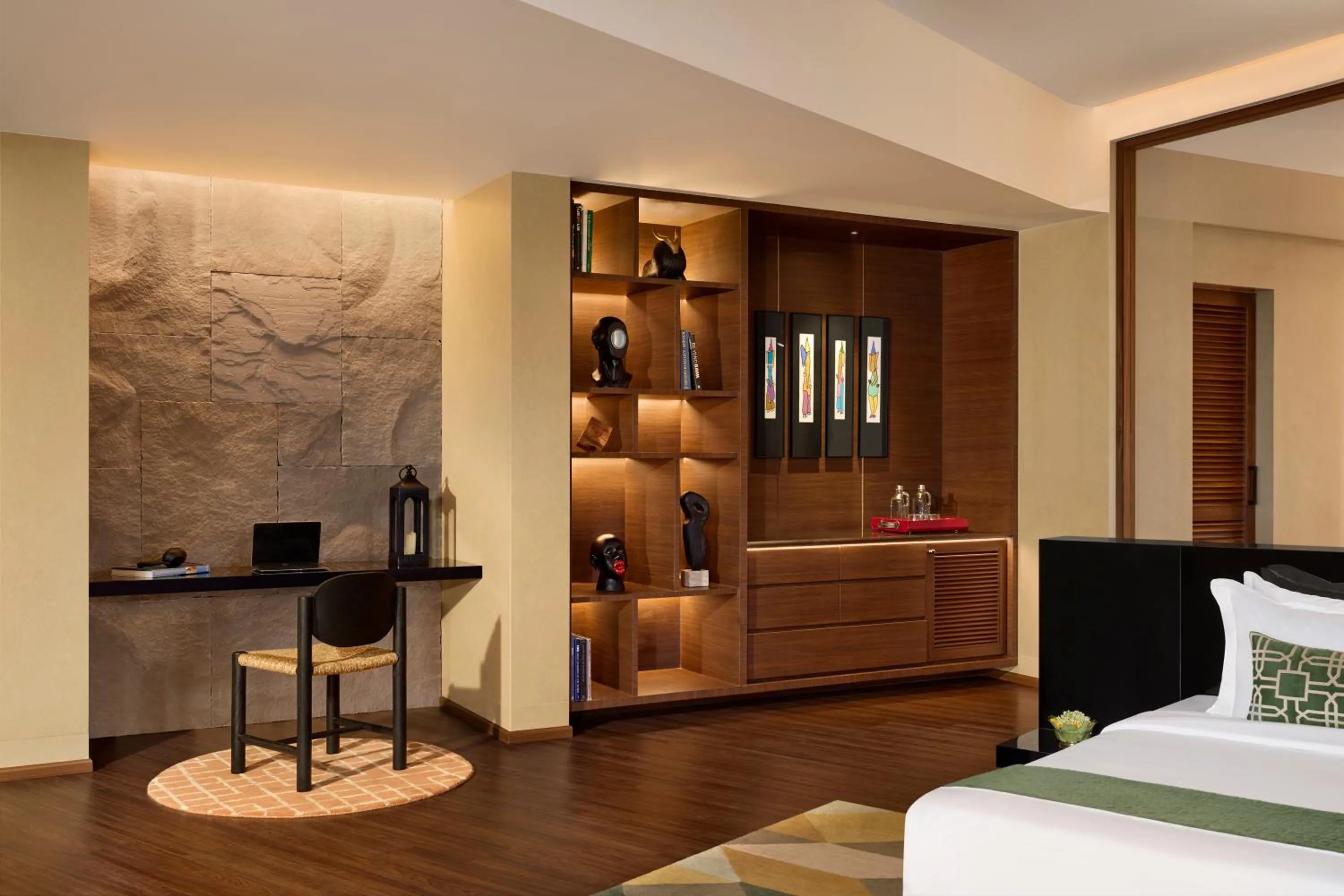 Library, Bed in Resort Amanzi