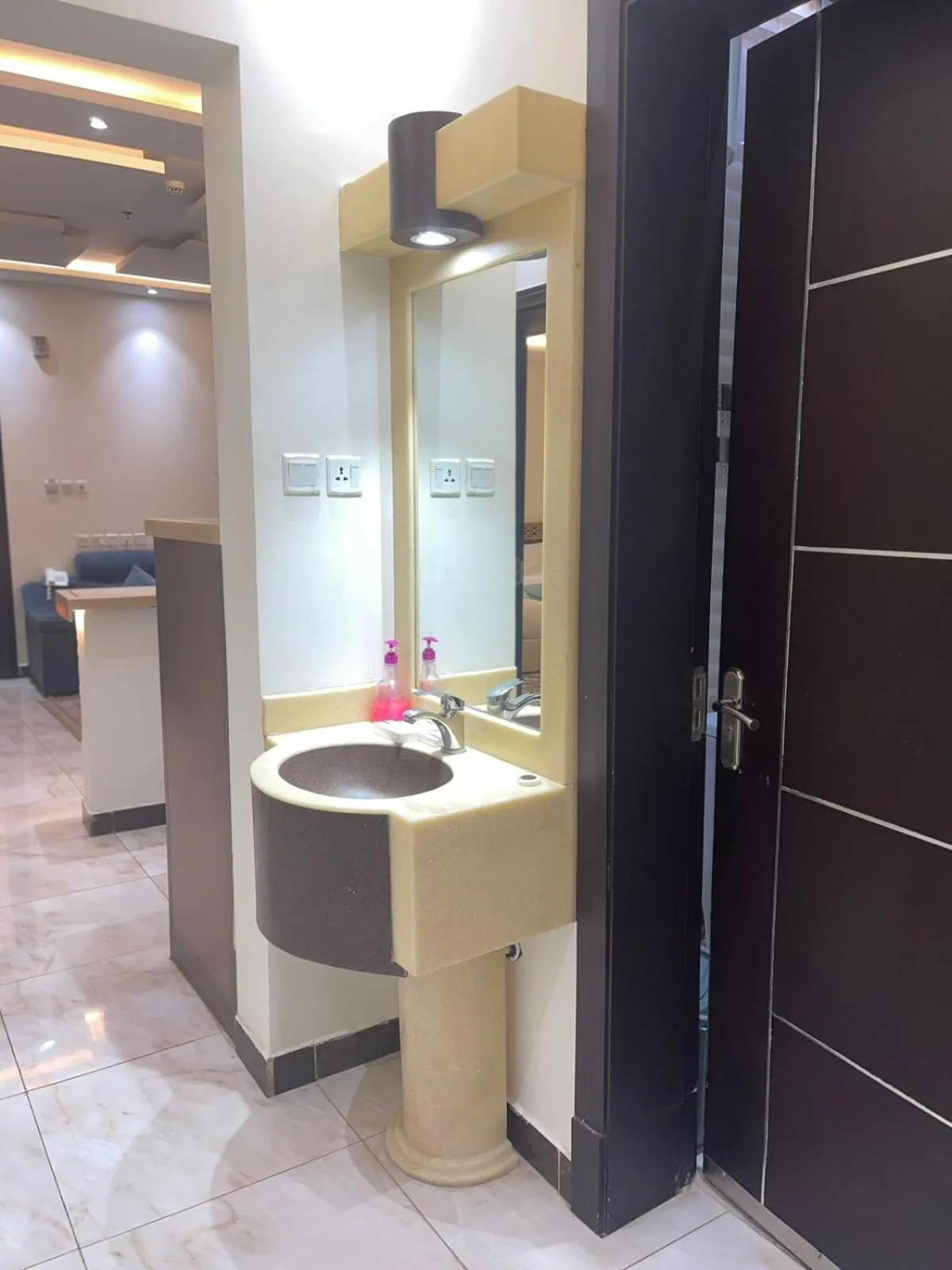 Alathriyah Hotel Suites