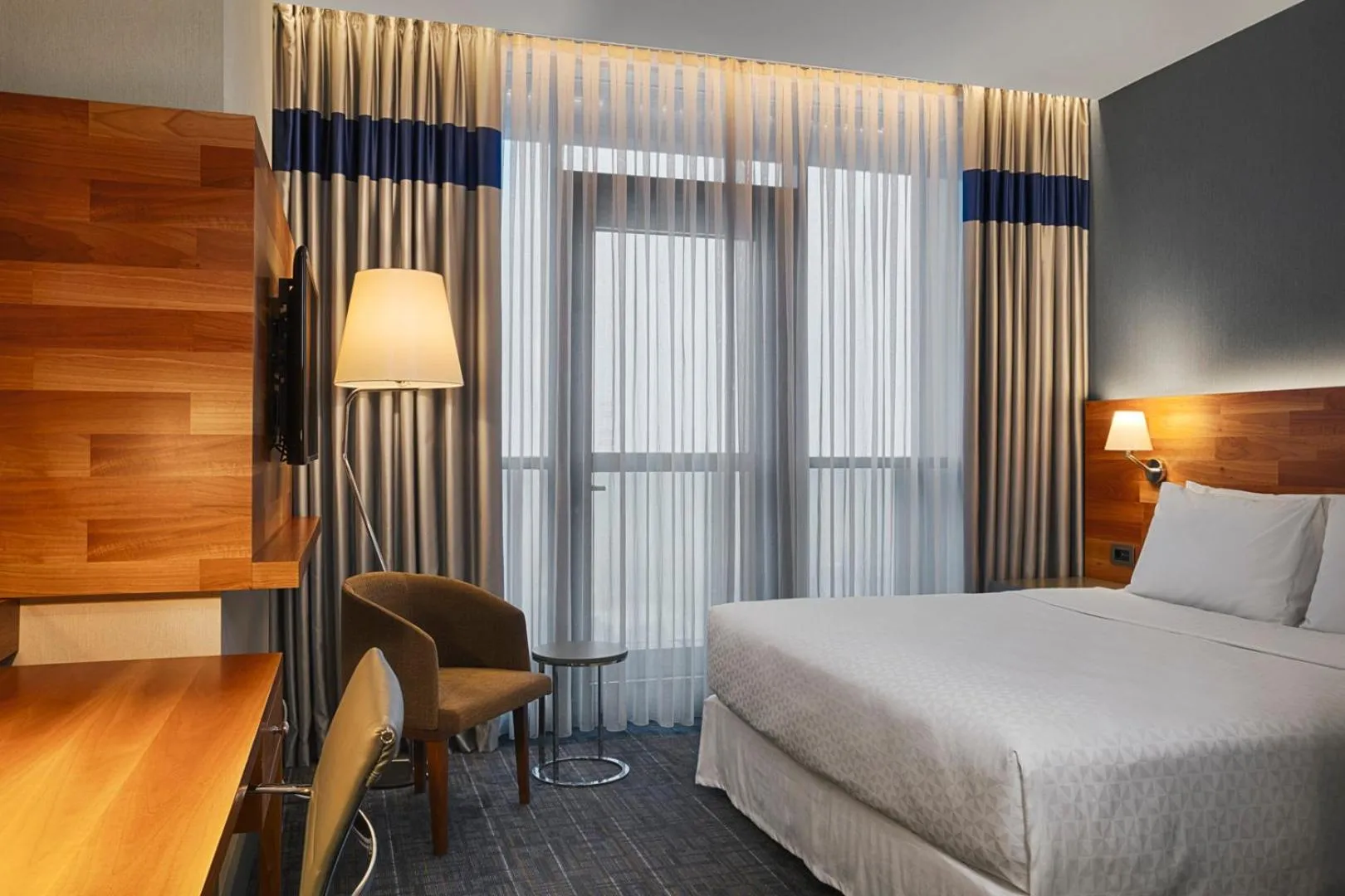 Bedroom, Bed in Four Points by Sheraton Istanbul Batisehir