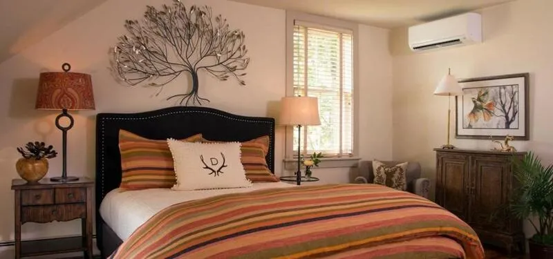 Bed in Deer Brook Inn