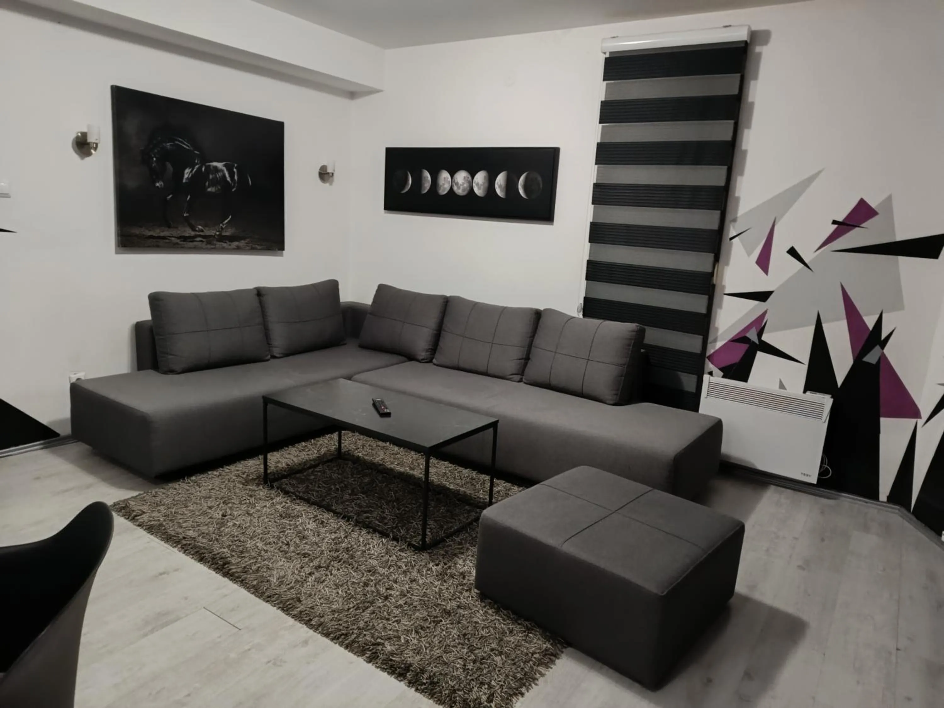 Apartment Triangle
