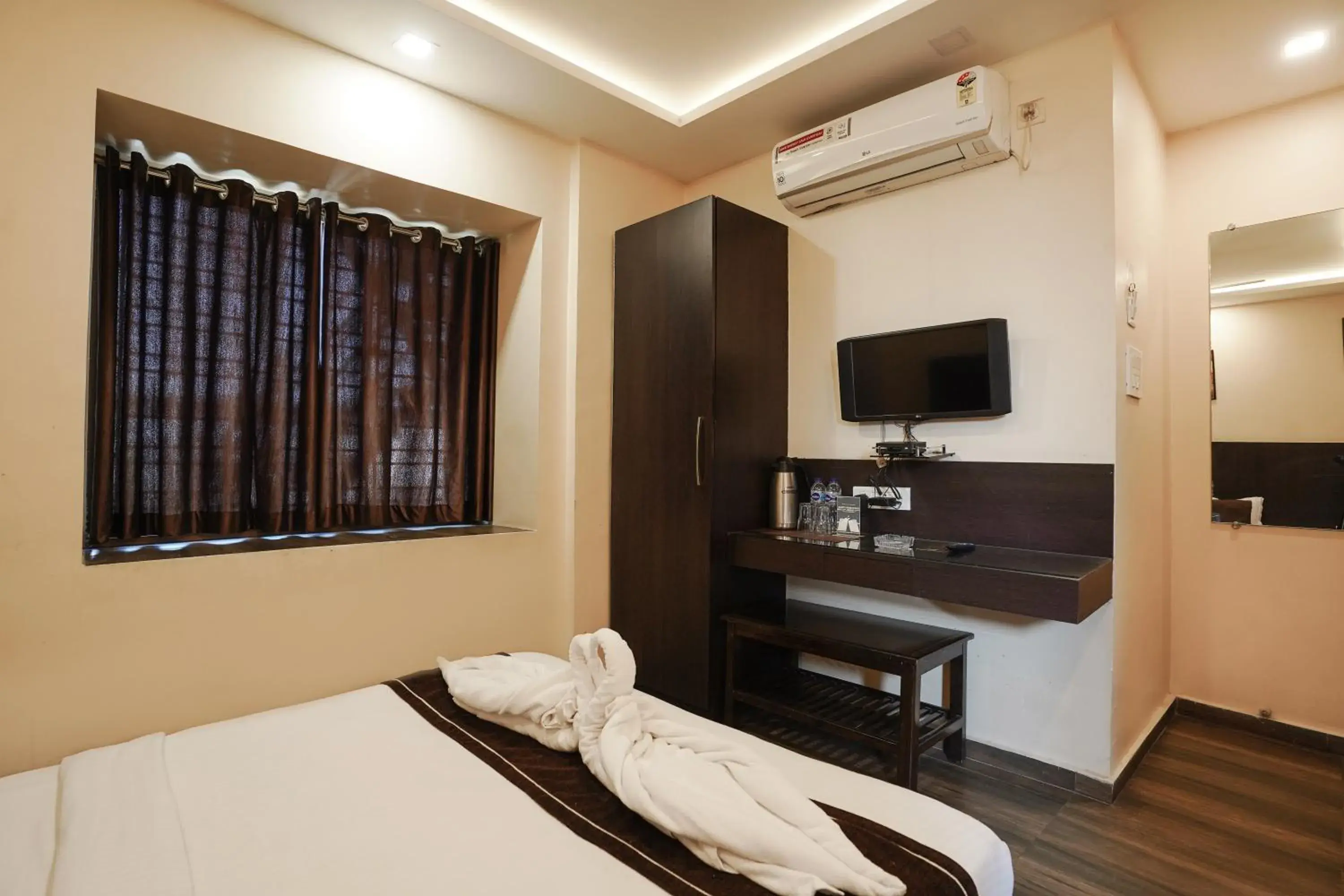 Bed in Hotel Sheldon International Near Science City Bed in Hotel Sheldon International Near Science City