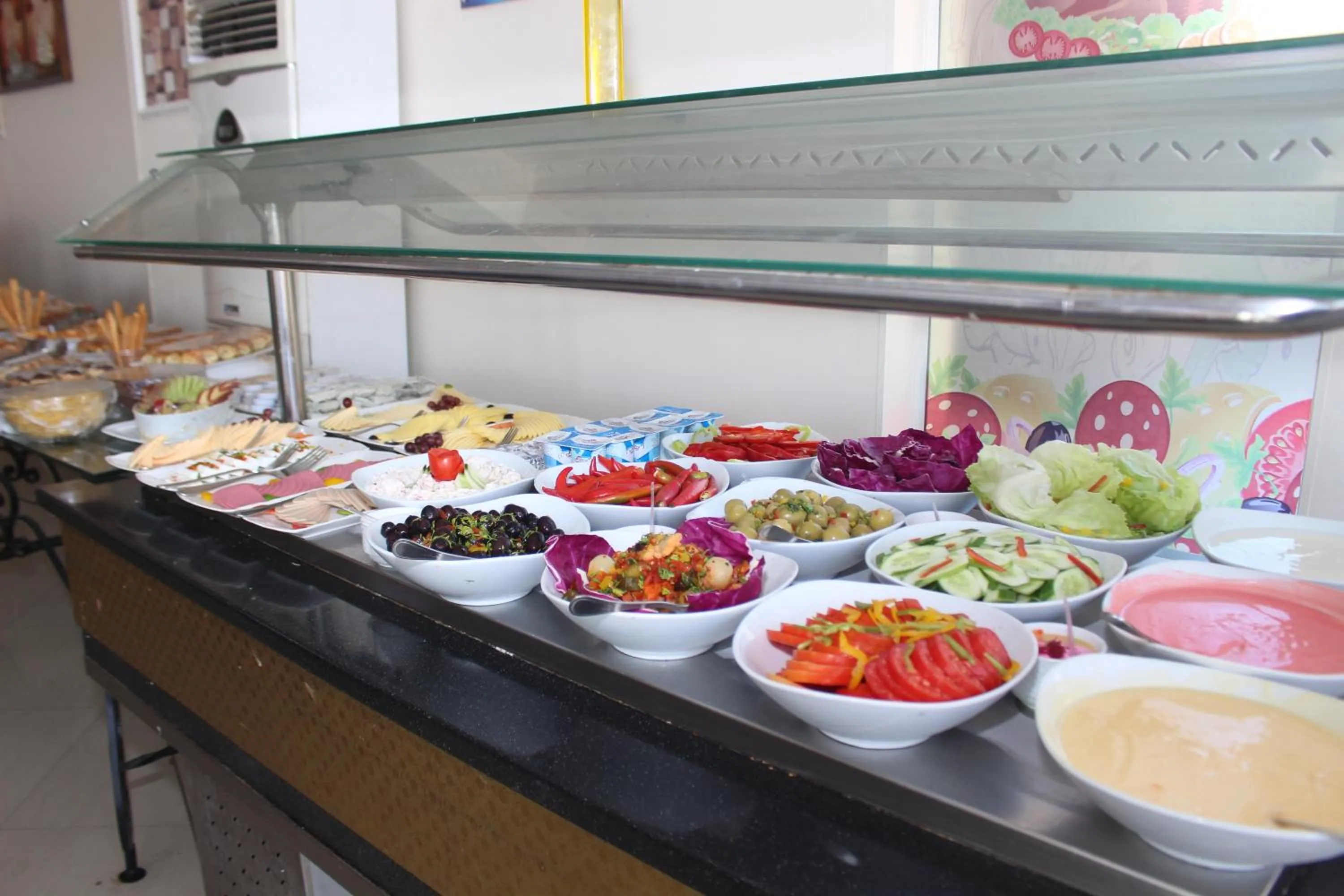 Restaurant/places to eat in Jewel Glorious Hotel