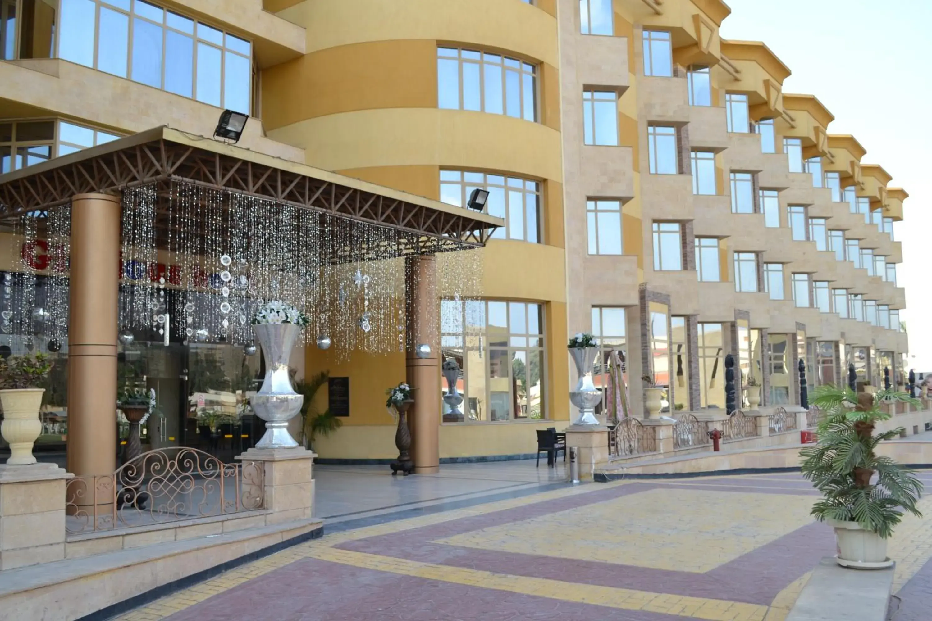 Facade/entrance in Jewel Glorious Hotel Facade/entrance in Jewel Glorious Hotel