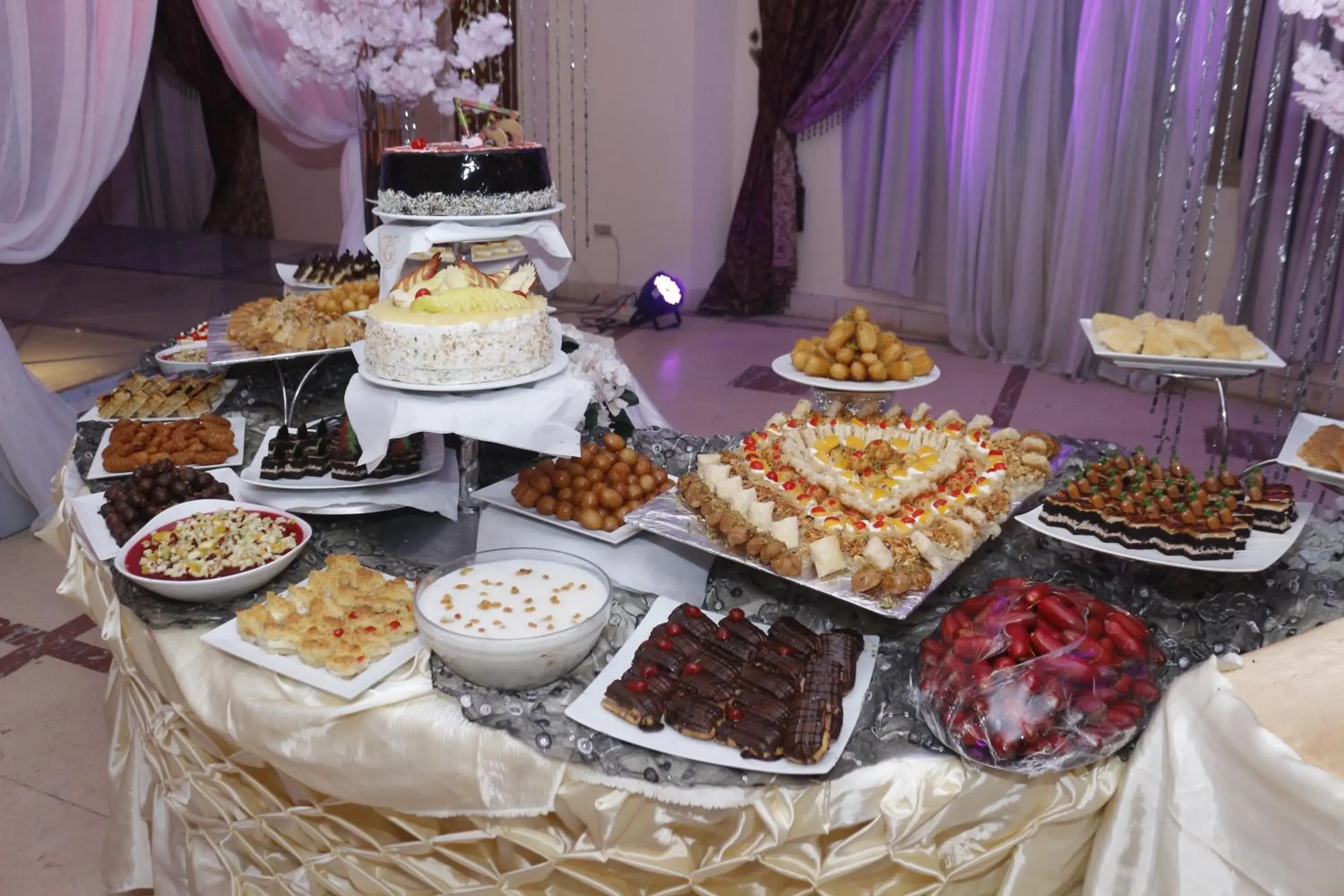 Food close-up in Jewel Glorious Hotel Food close-up in Jewel Glorious Hotel