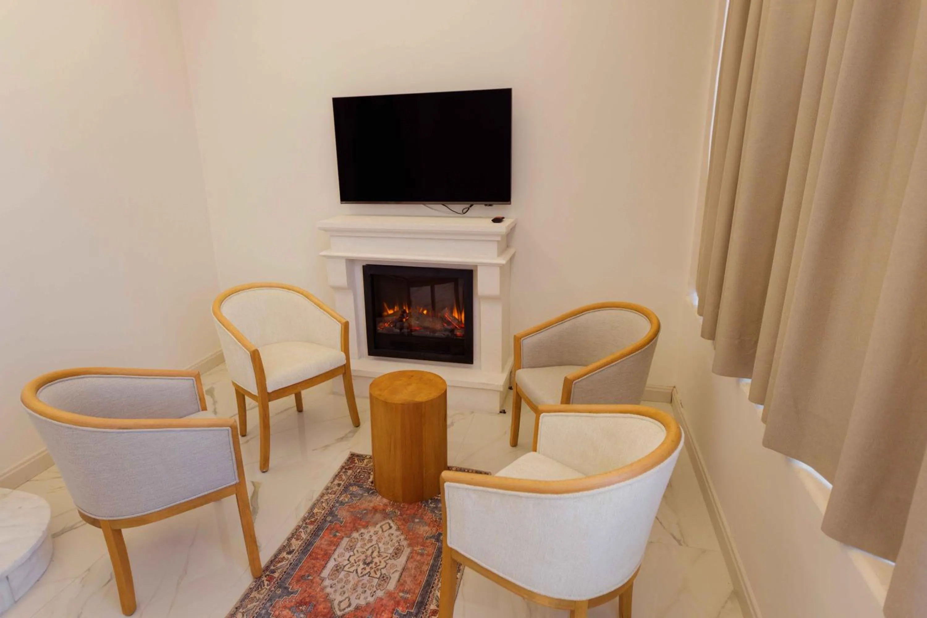 Communal lounge/ TV room in Selebrity Cappadocia