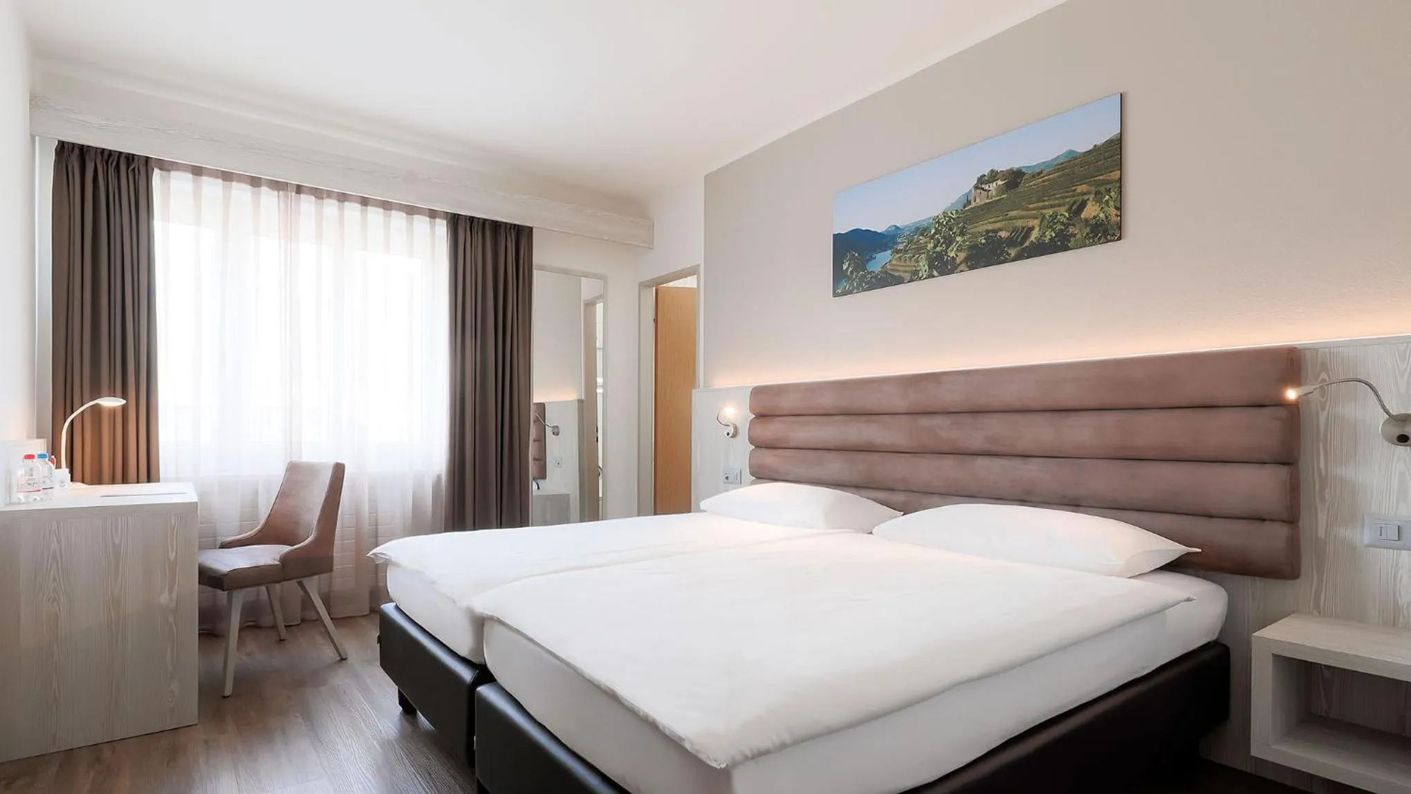 Bed in Hotel La Perla