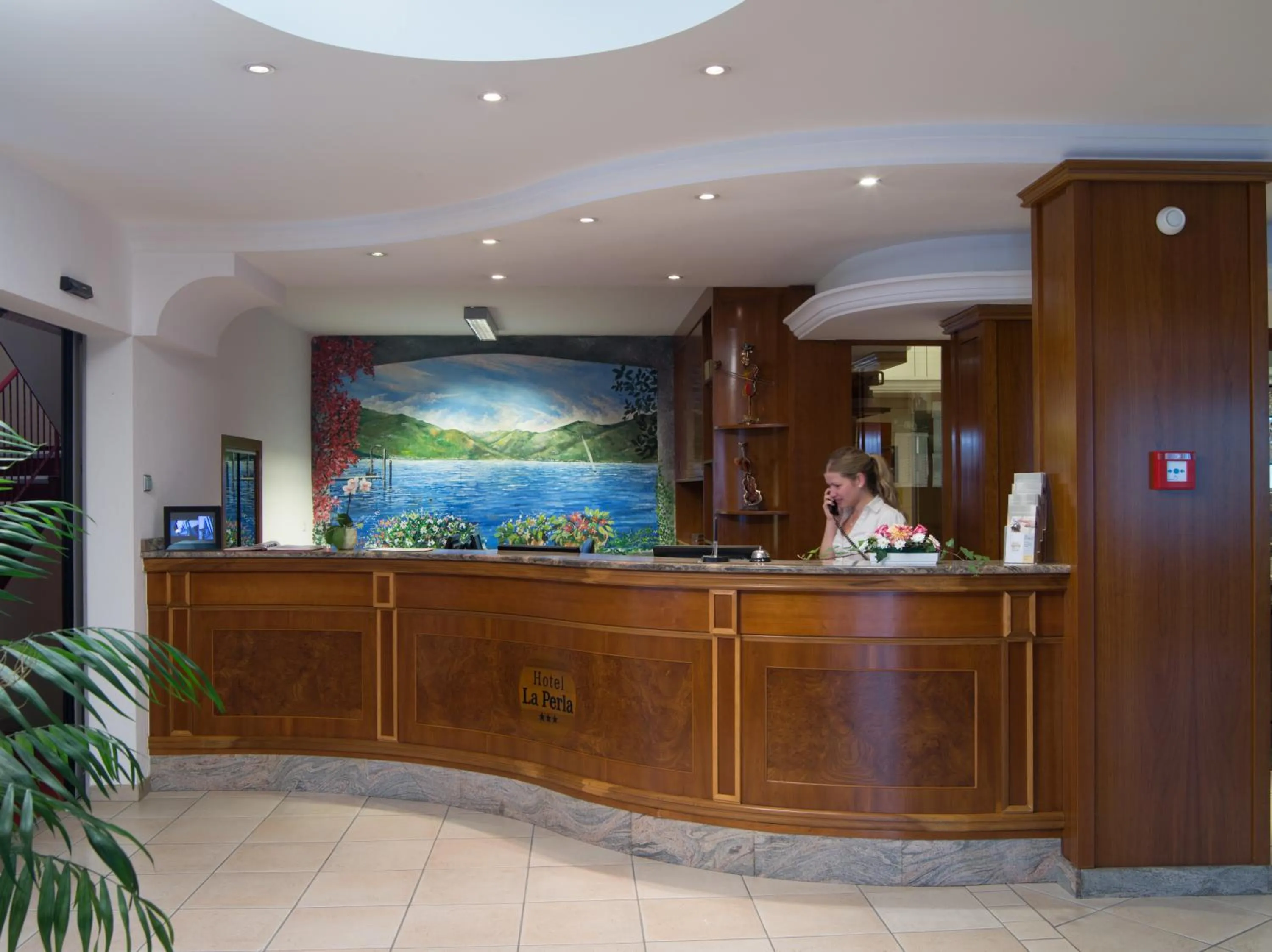 Lobby or reception in Hotel La Perla