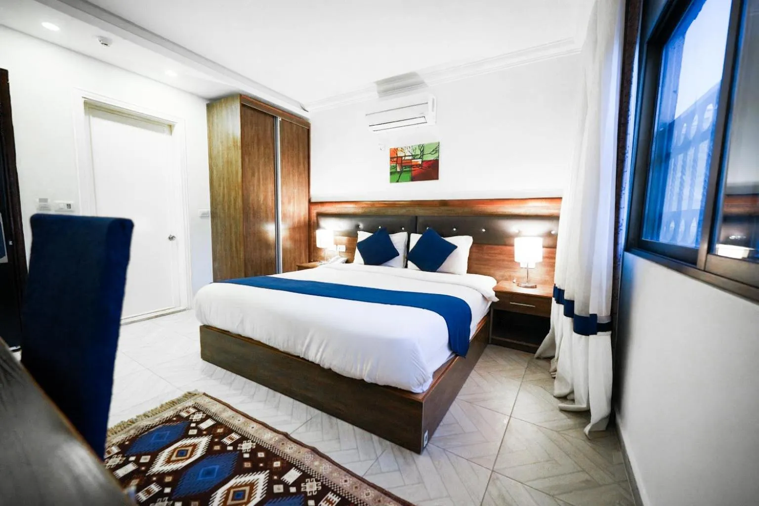 Bed in Corner View Hotel