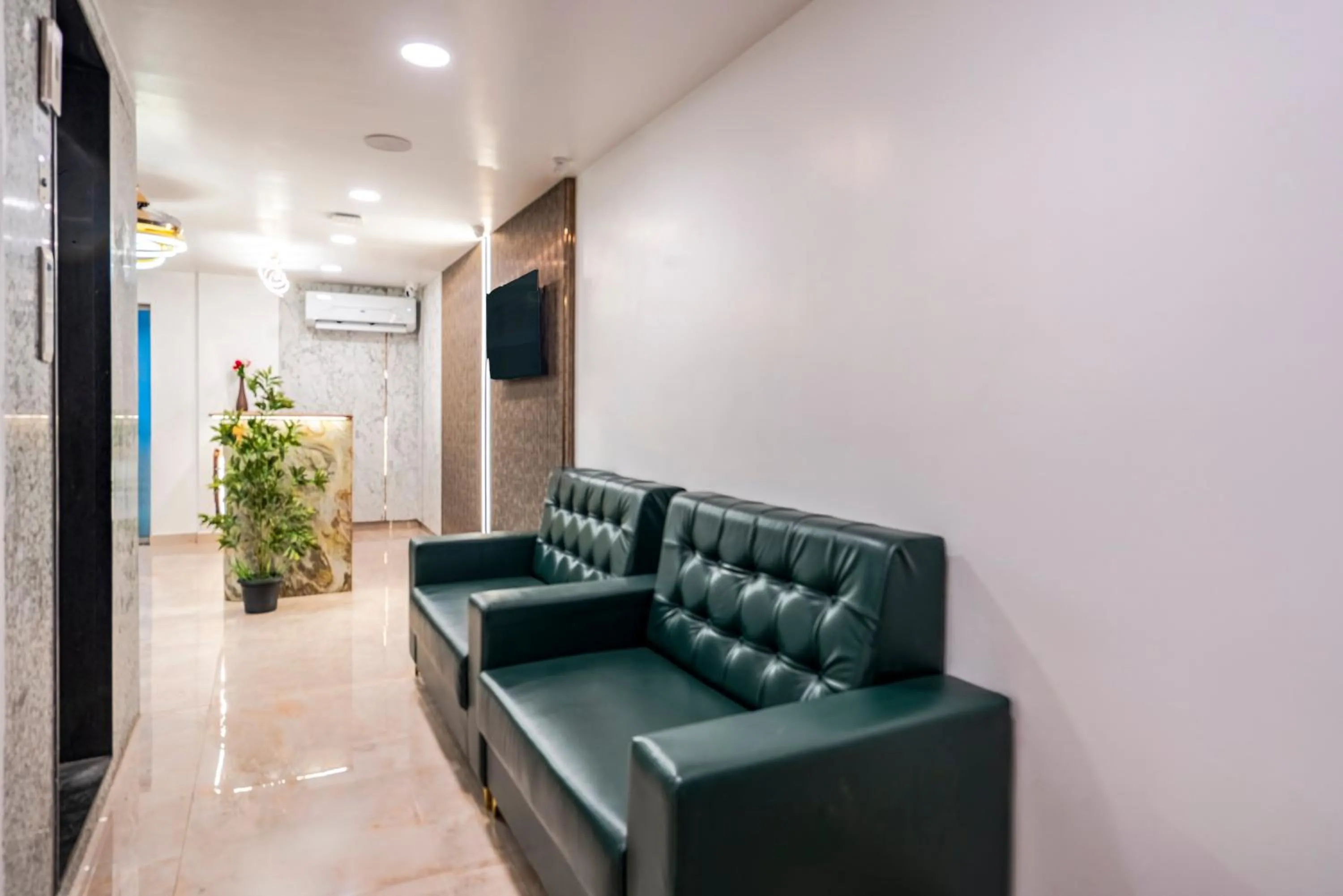 Lobby or reception in Rcc Hotels Gachibowli