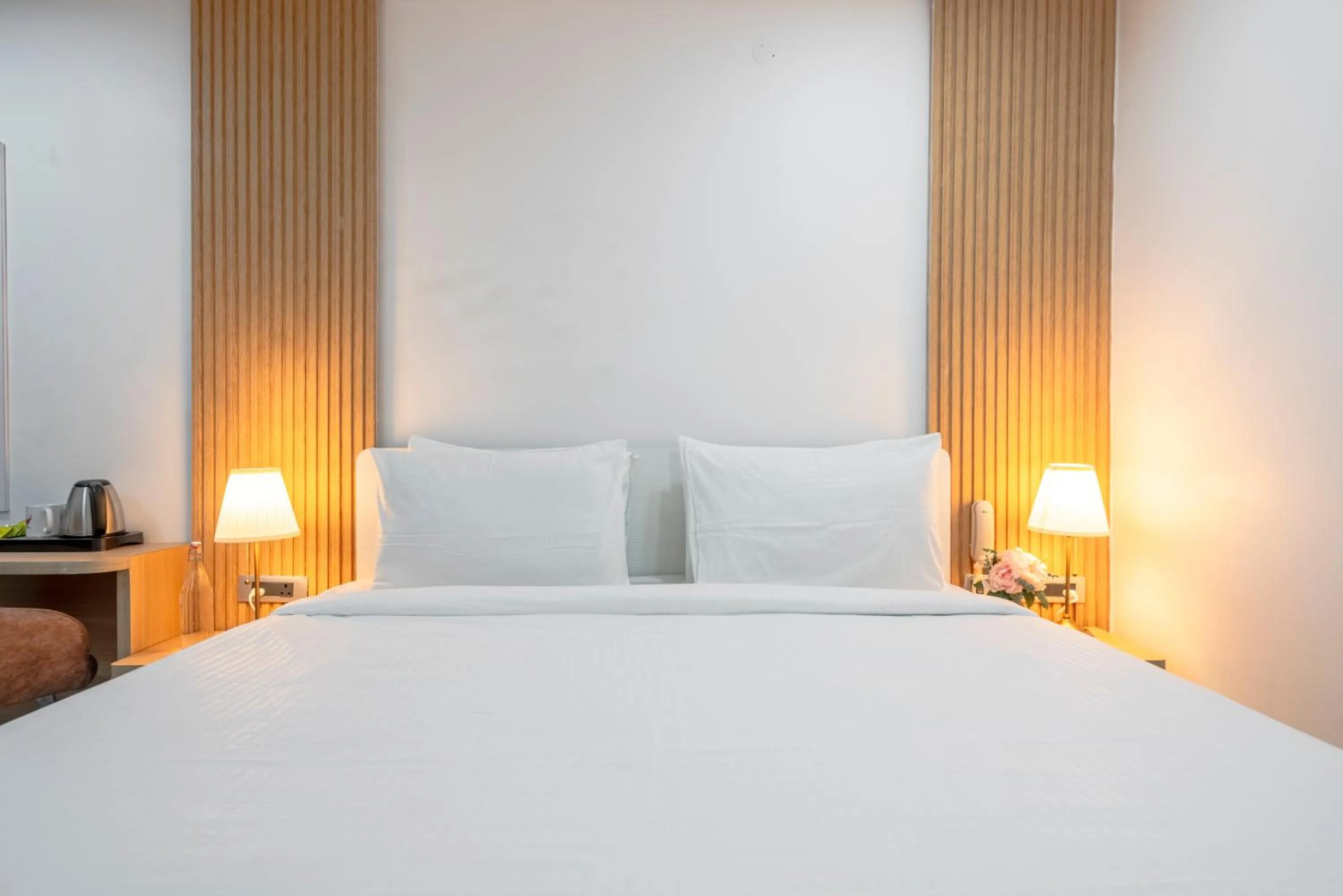 Bed in Rcc Hotels Gachibowli