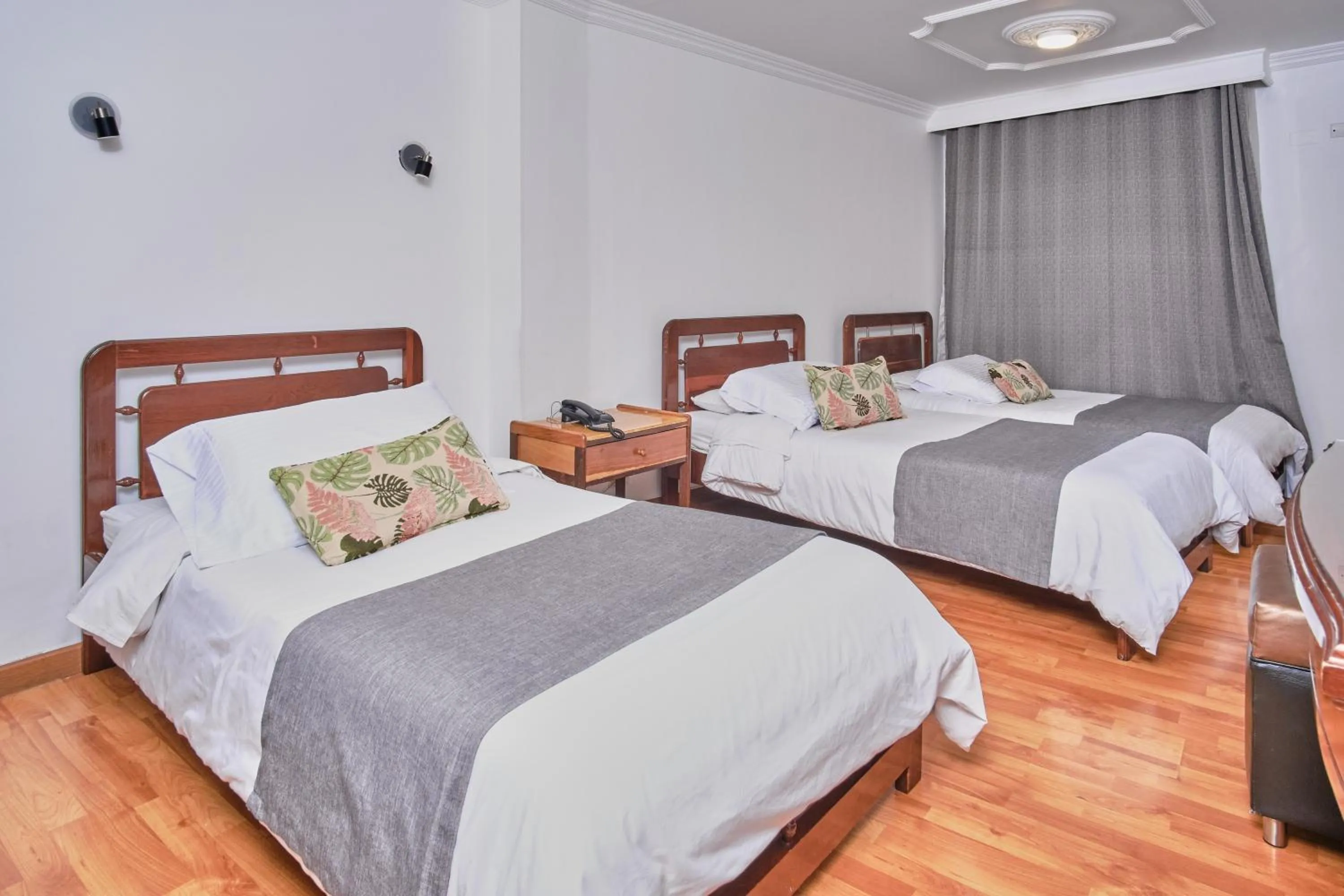 Photo of the whole room, Bed in Hotel Virrey Central