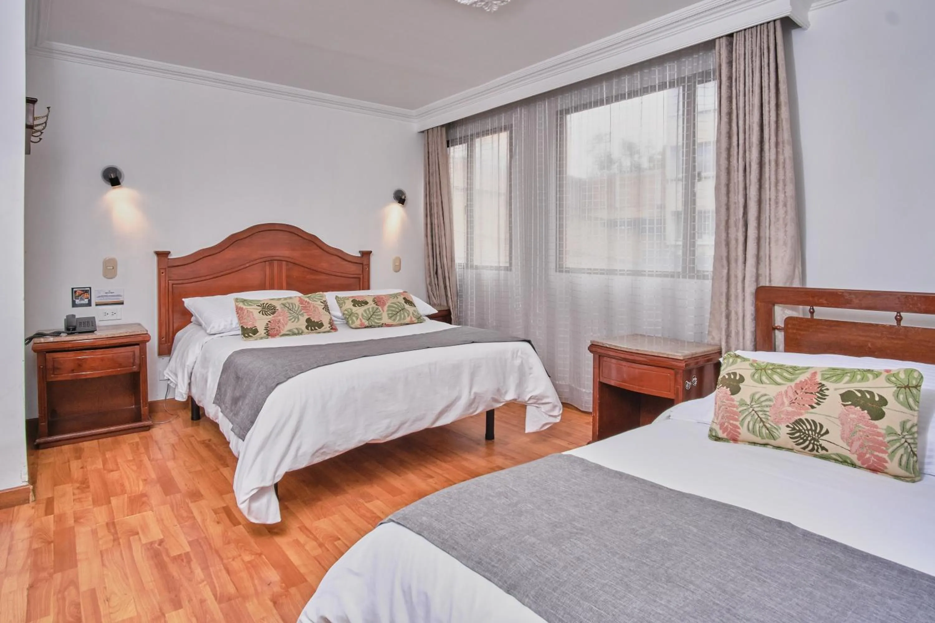 Photo of the whole room, Bed in Hotel Virrey Central