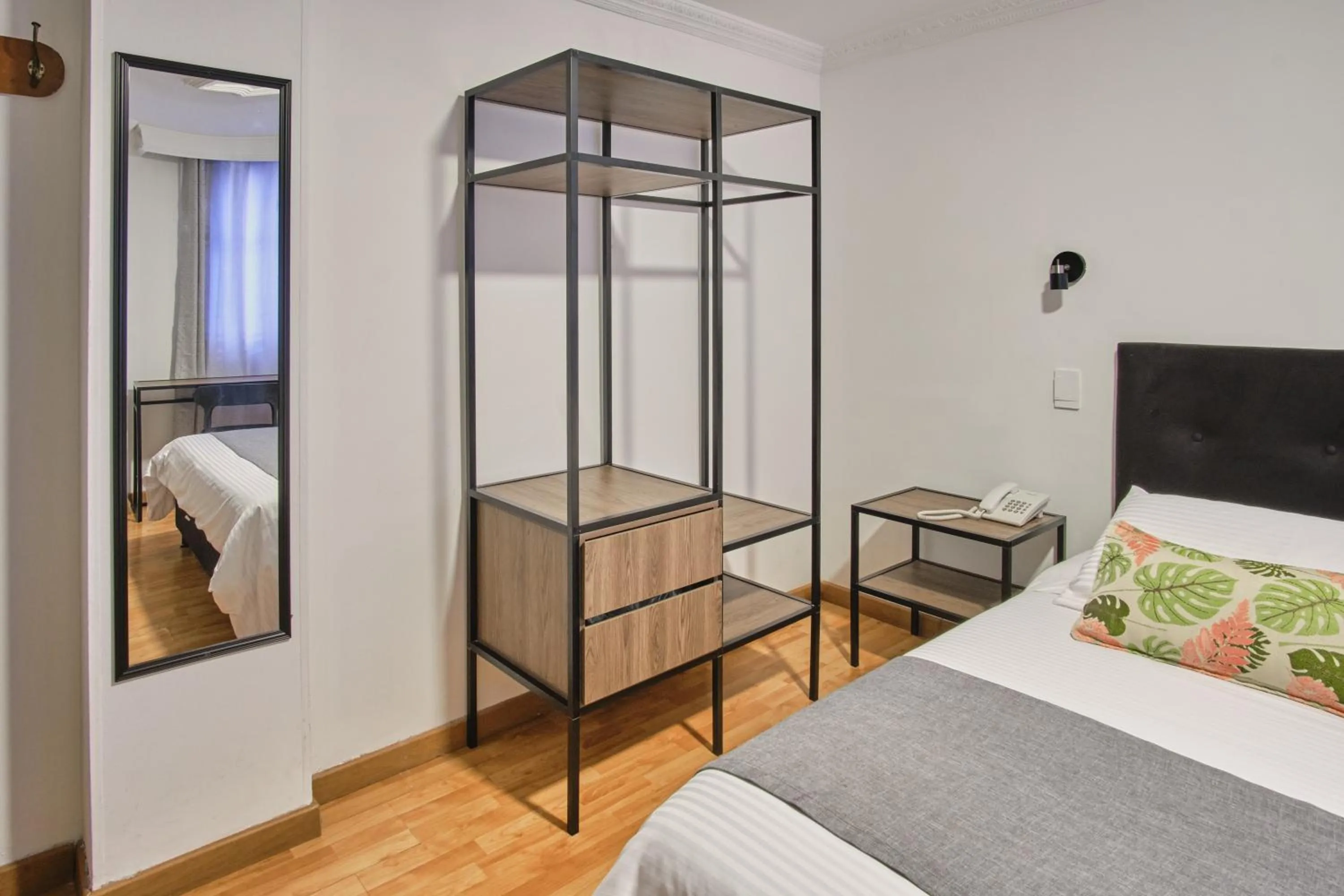 Photo of the whole room, Bed in Hotel Virrey Central