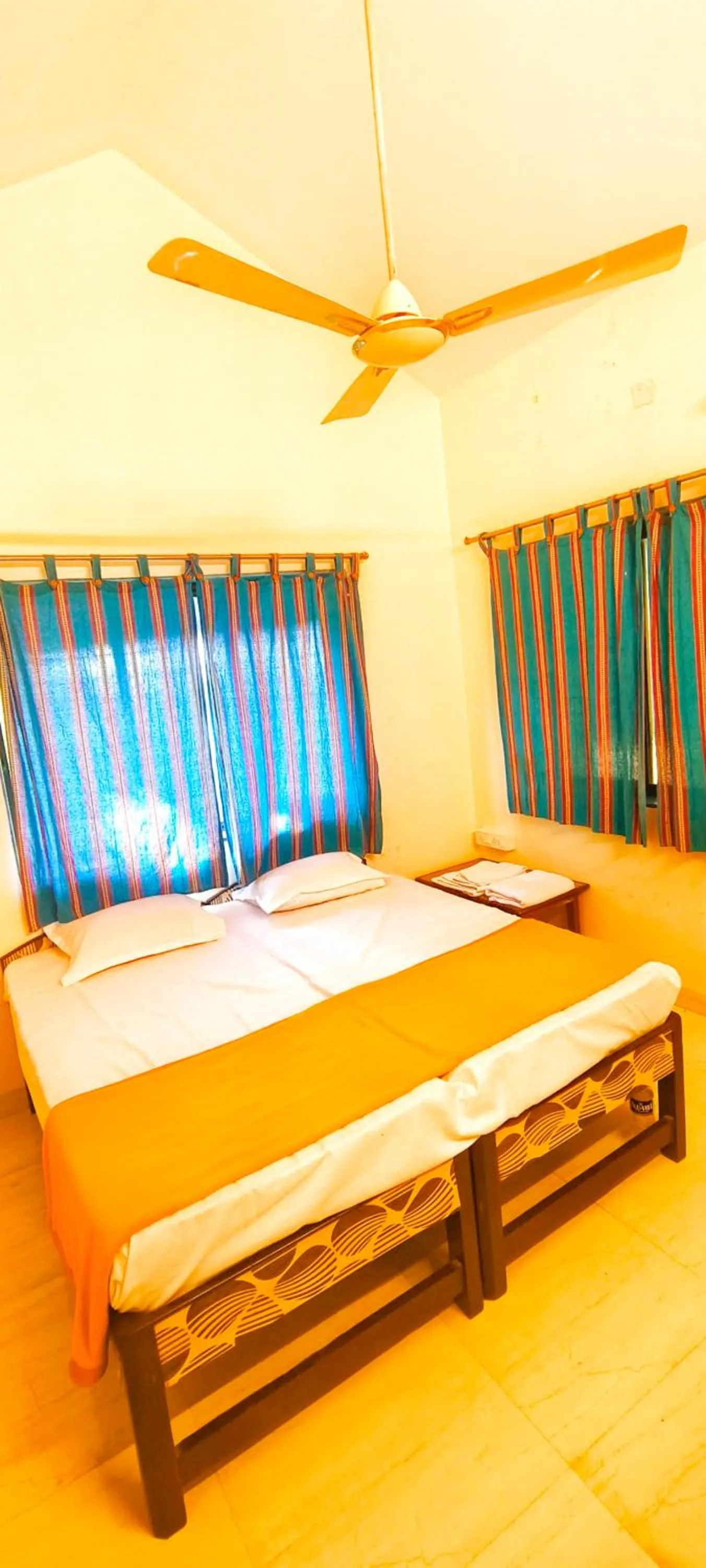 Bed in Hotel sabera residency