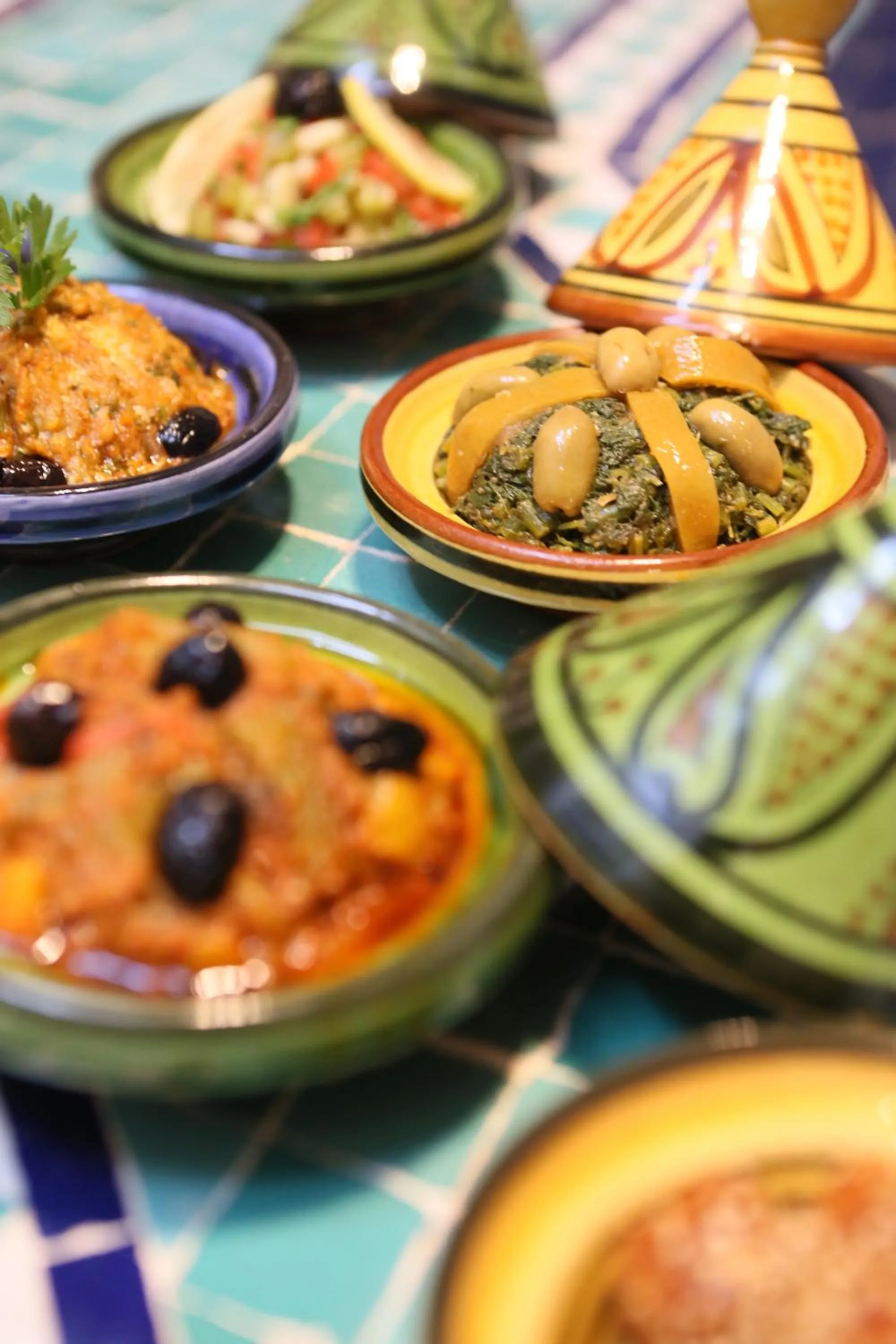 Restaurant/places to eat in Riad Enchanté