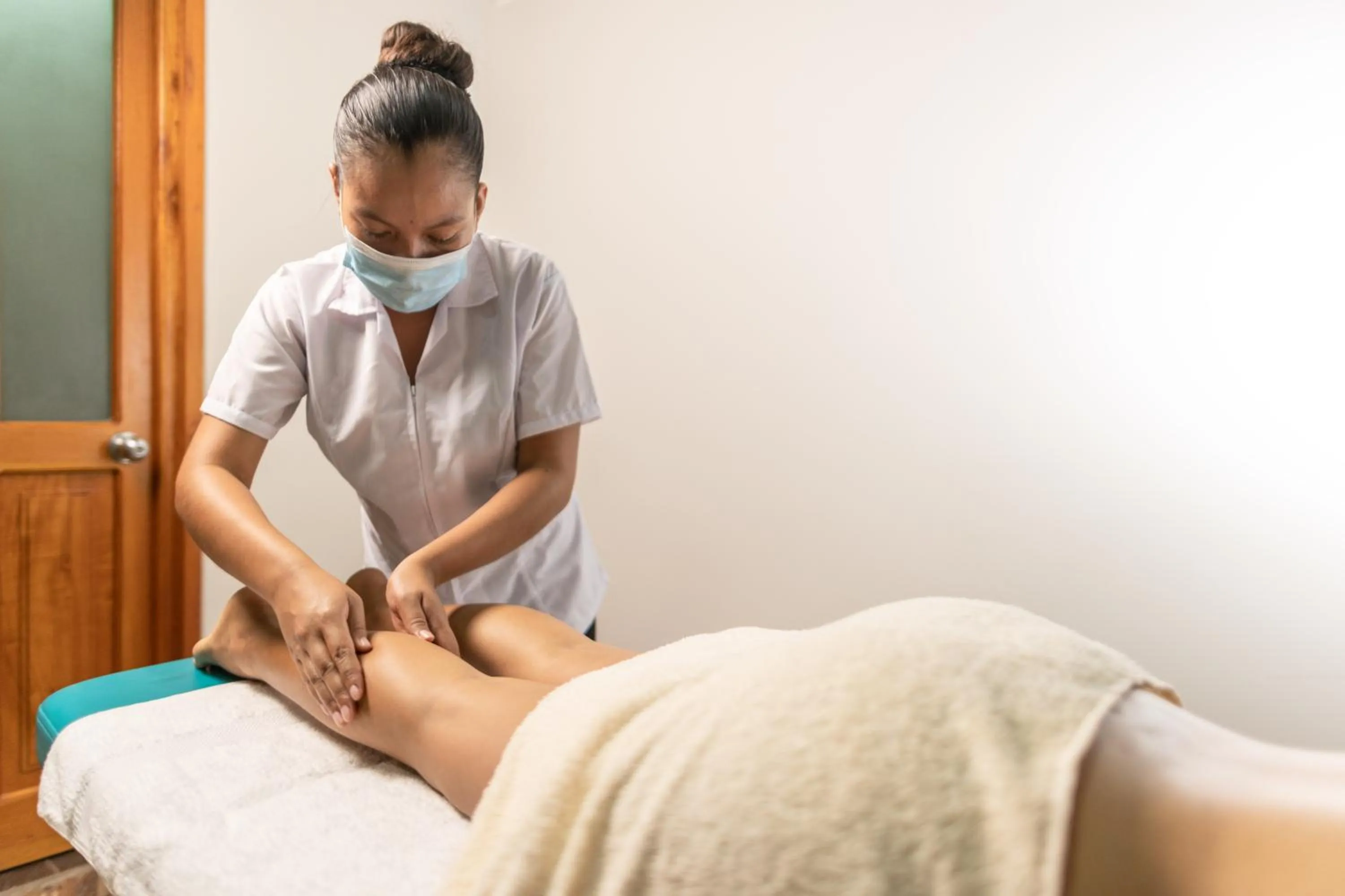 Massage in Los Gavilanes Hotel