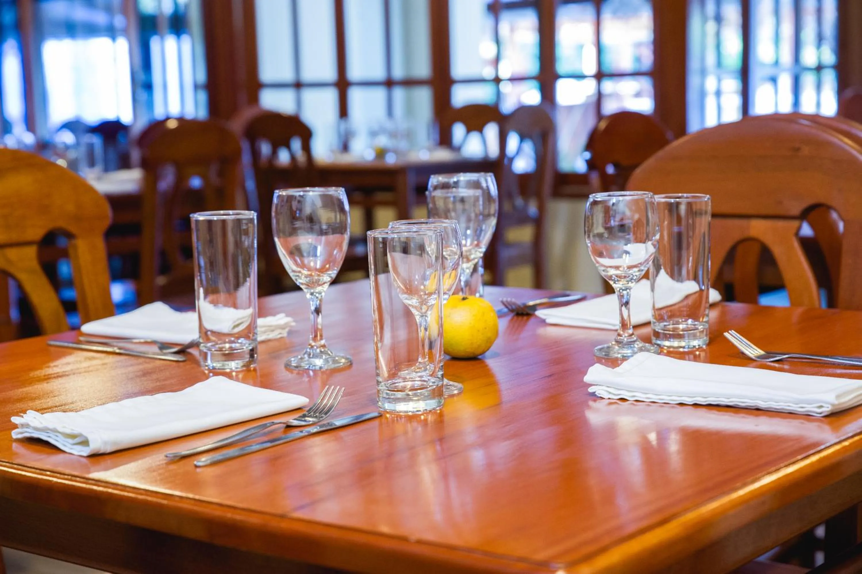 Restaurant/places to eat in Los Gavilanes Hotel