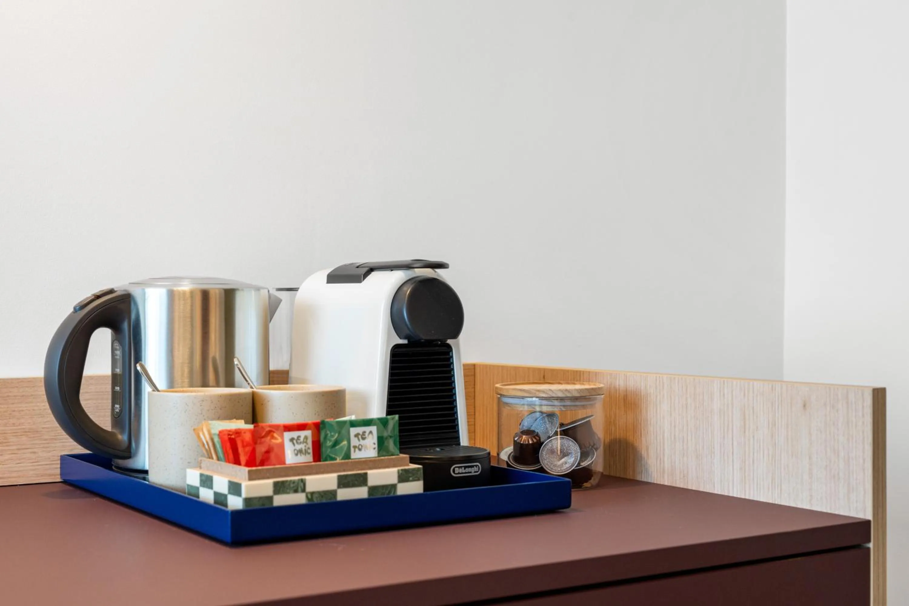 Coffee/tea facilities in Urban Rest Hackney Hotel