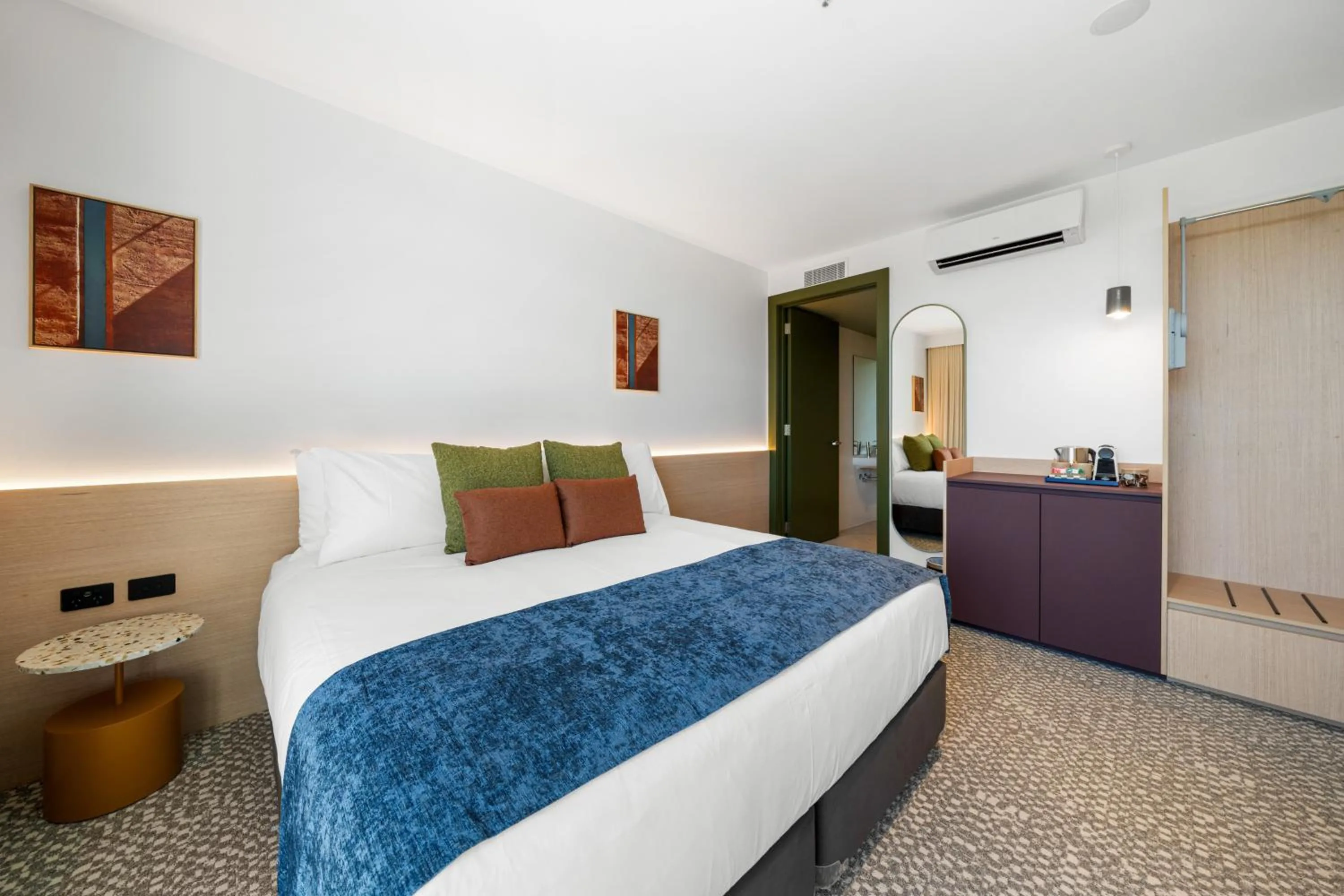Bed in Urban Rest Hackney Hotel