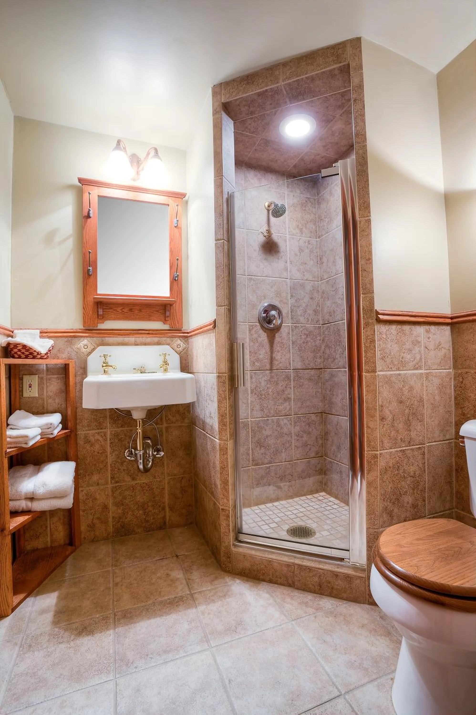 Bathroom in Market Street Inn