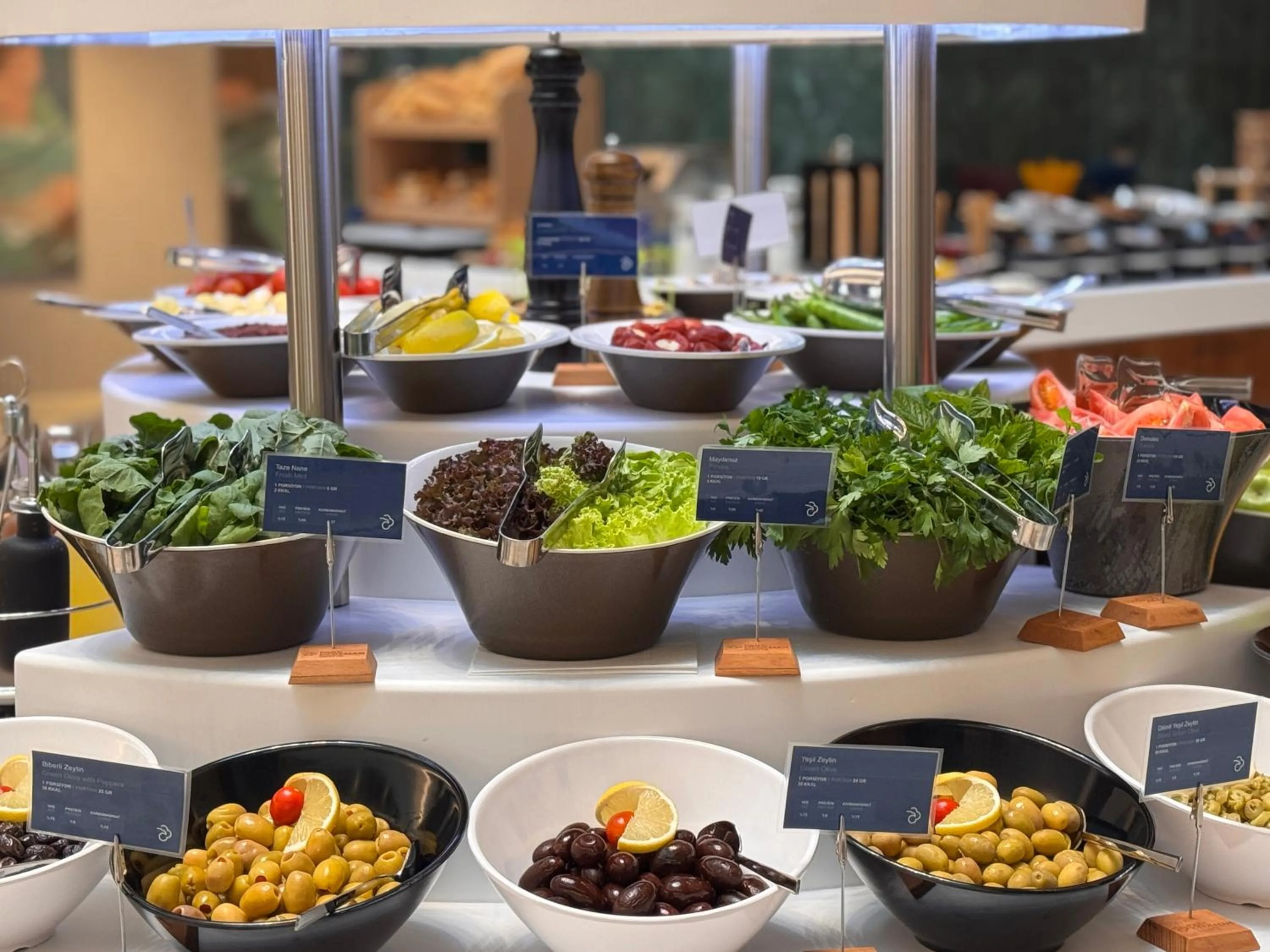 Restaurant/places to eat in Park Dedeman Konya