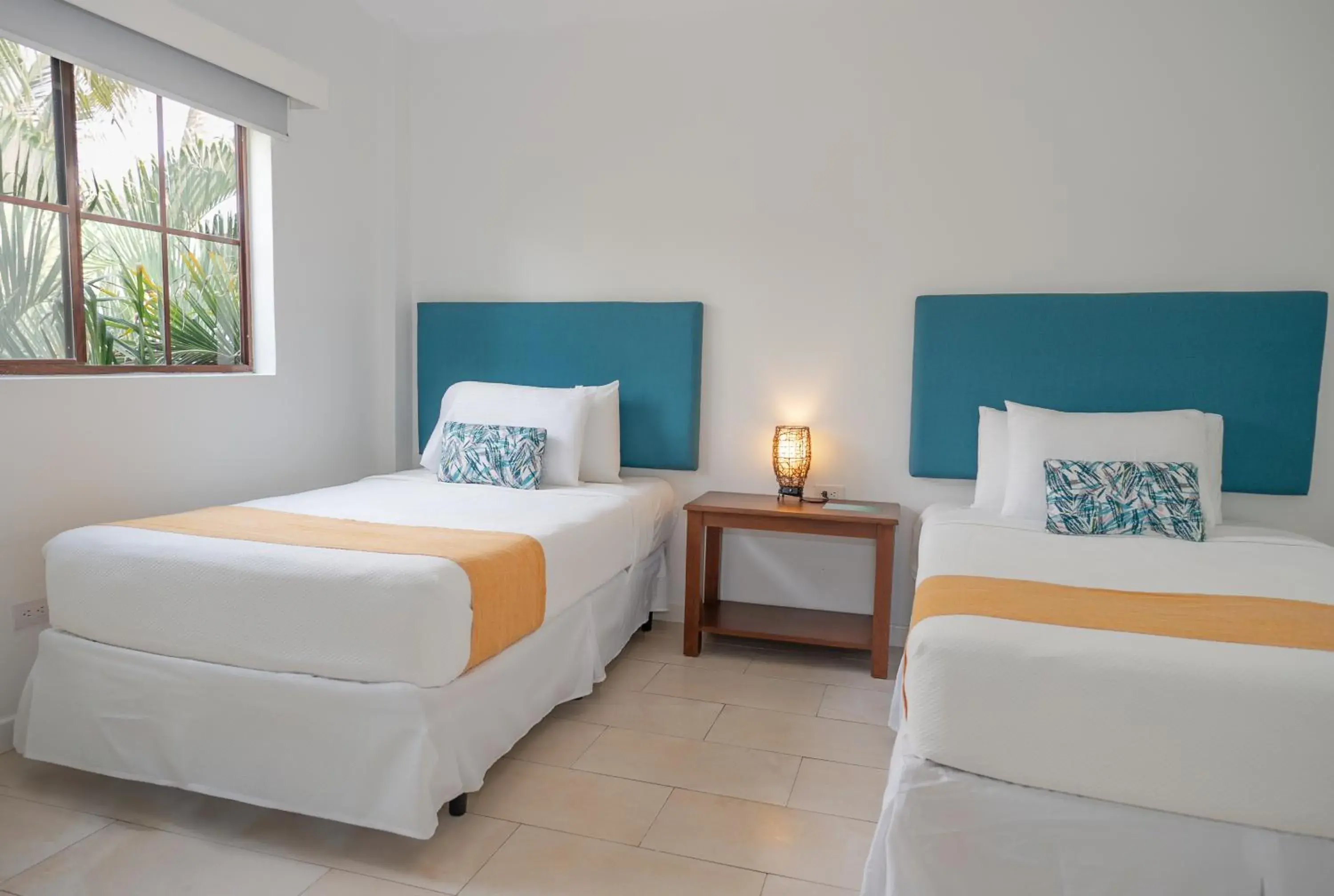 Comfort Quadruple Room in Hotel Roca Sunzal Comfort Quadruple Room in Hotel Roca Sunzal