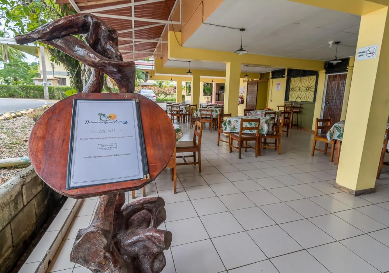 Restaurant/places to eat in Hotel Manuel Antonio