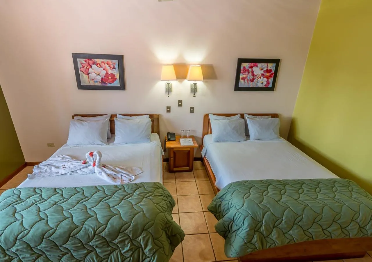 Bedroom, Bed in Hotel Manuel Antonio