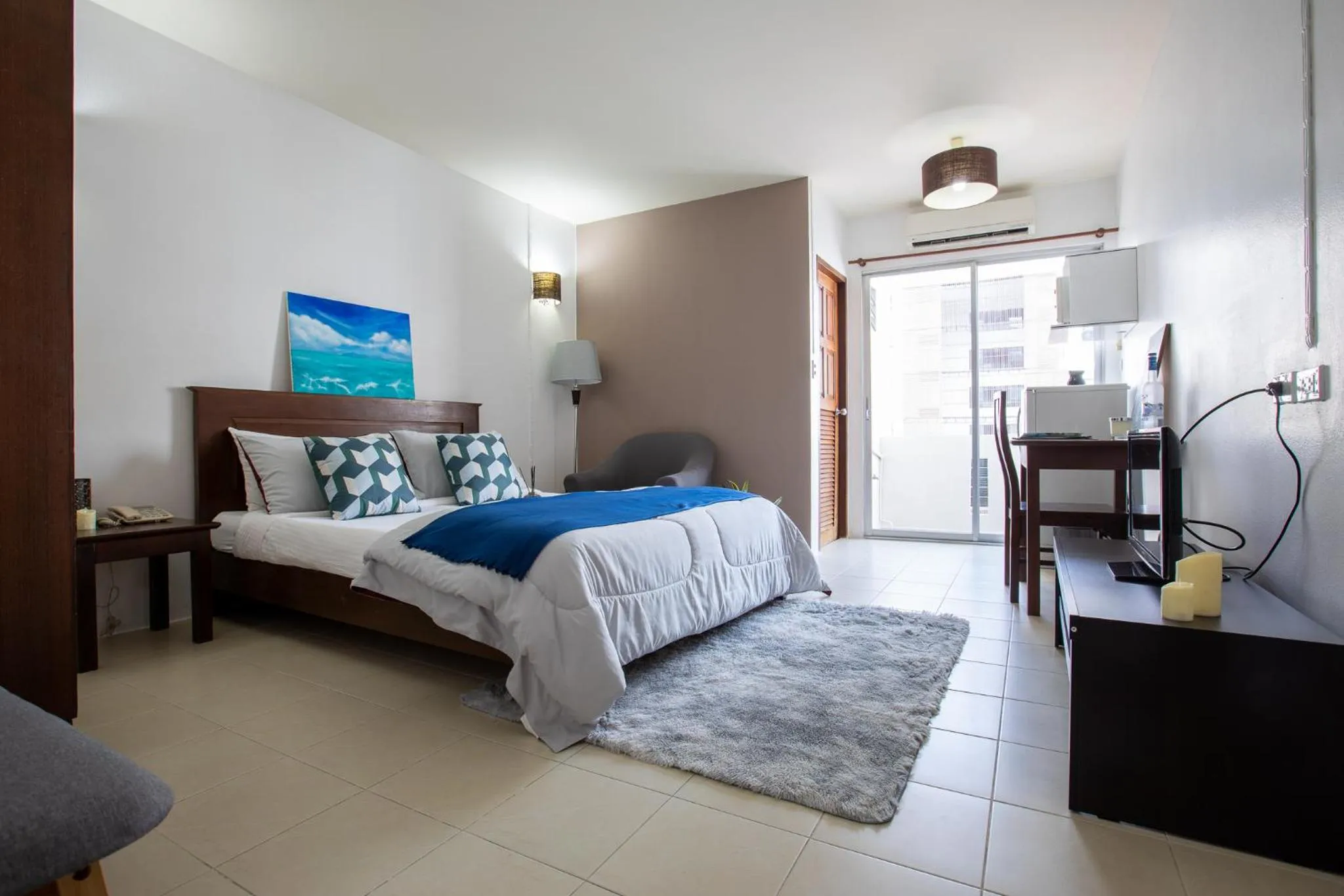 Bedroom, Bed in Thanaree place