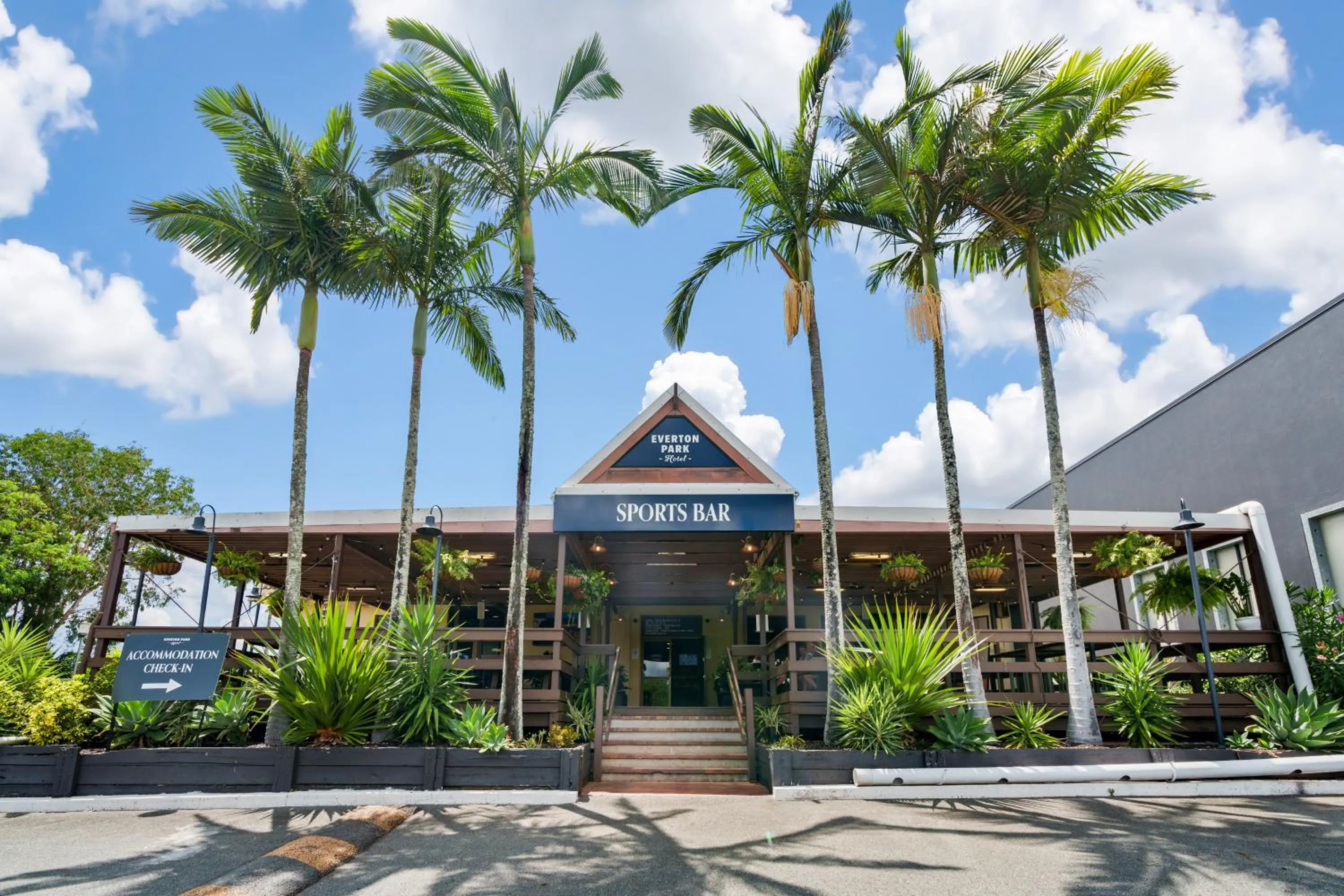 Property building in Everton Park Hotel