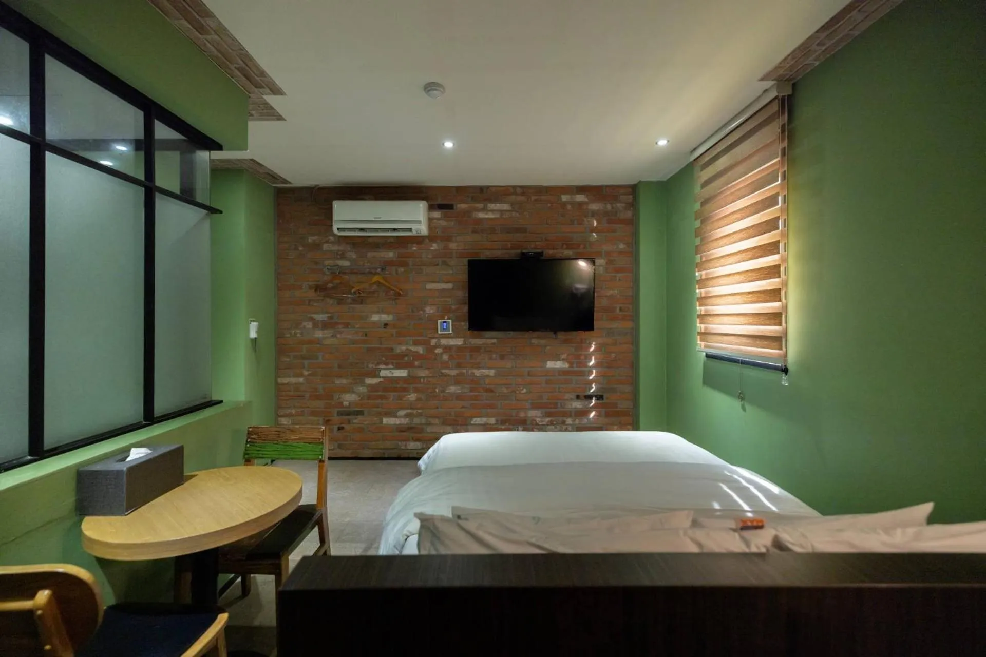 Bed in XYM Hotel Icheon