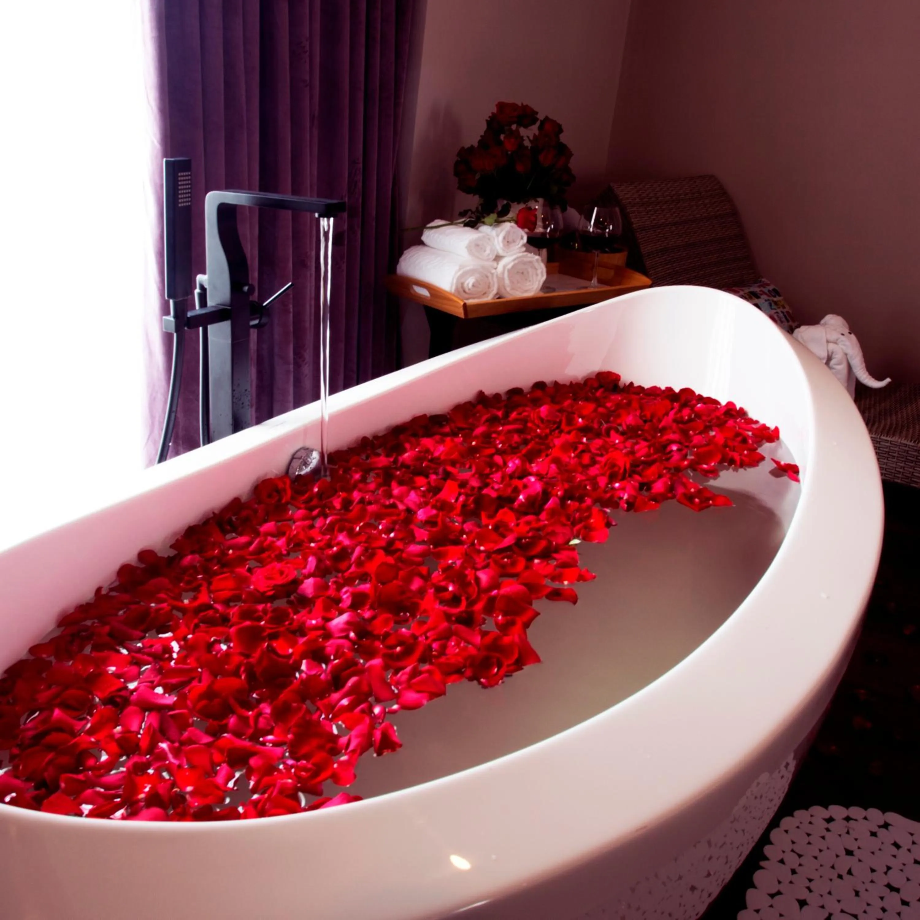Bathroom in Damrei Angkor Hotel