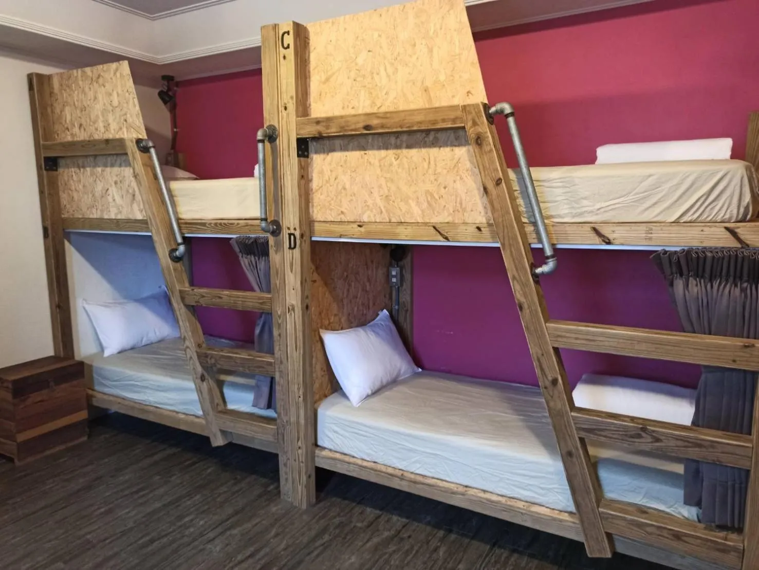 Donghe surf shop & Hostel