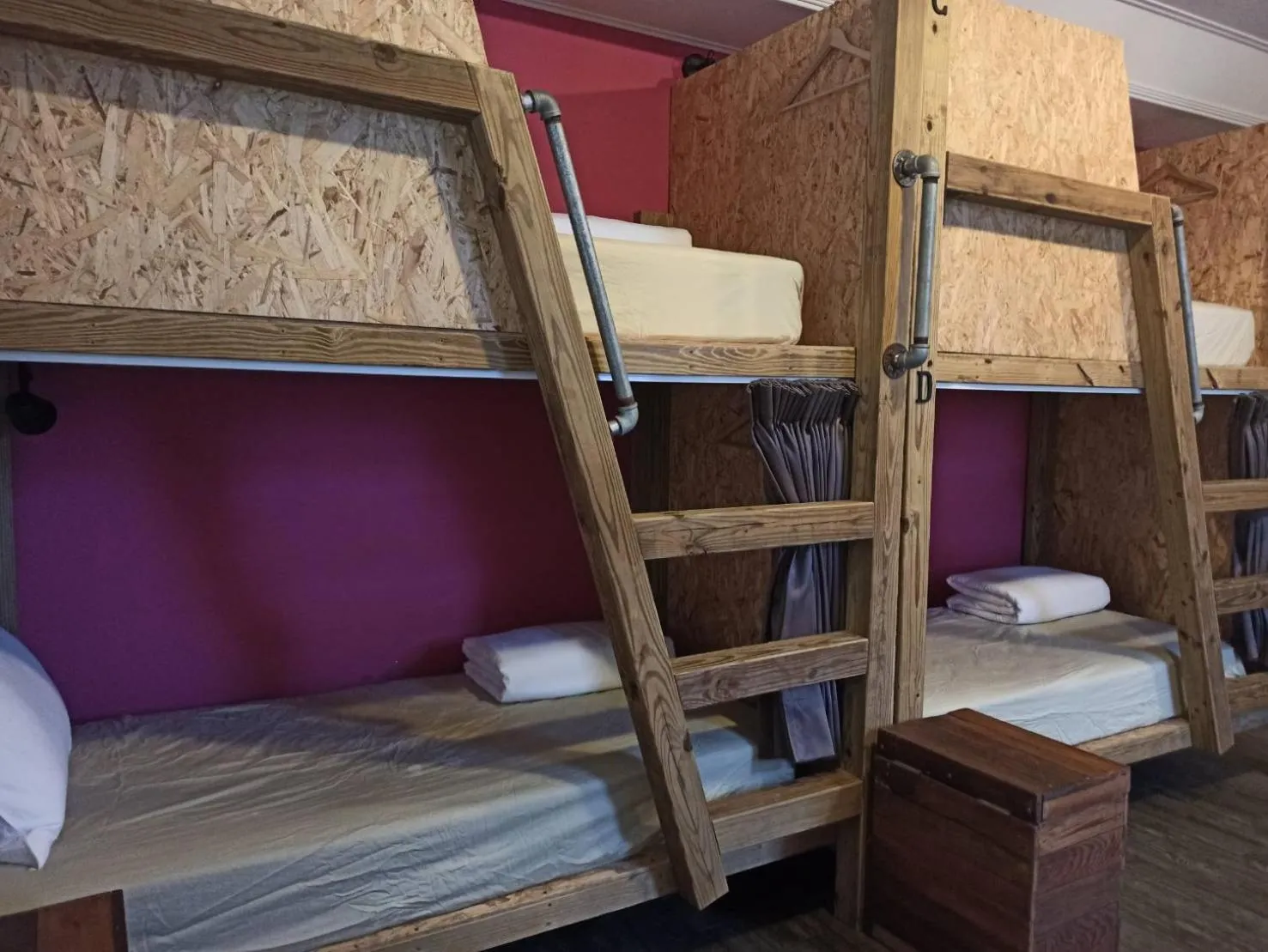 Donghe surf shop & Hostel