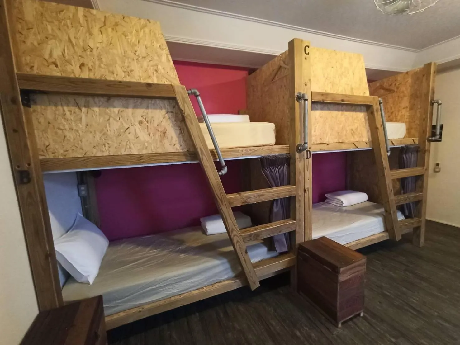 Donghe surf shop & Hostel